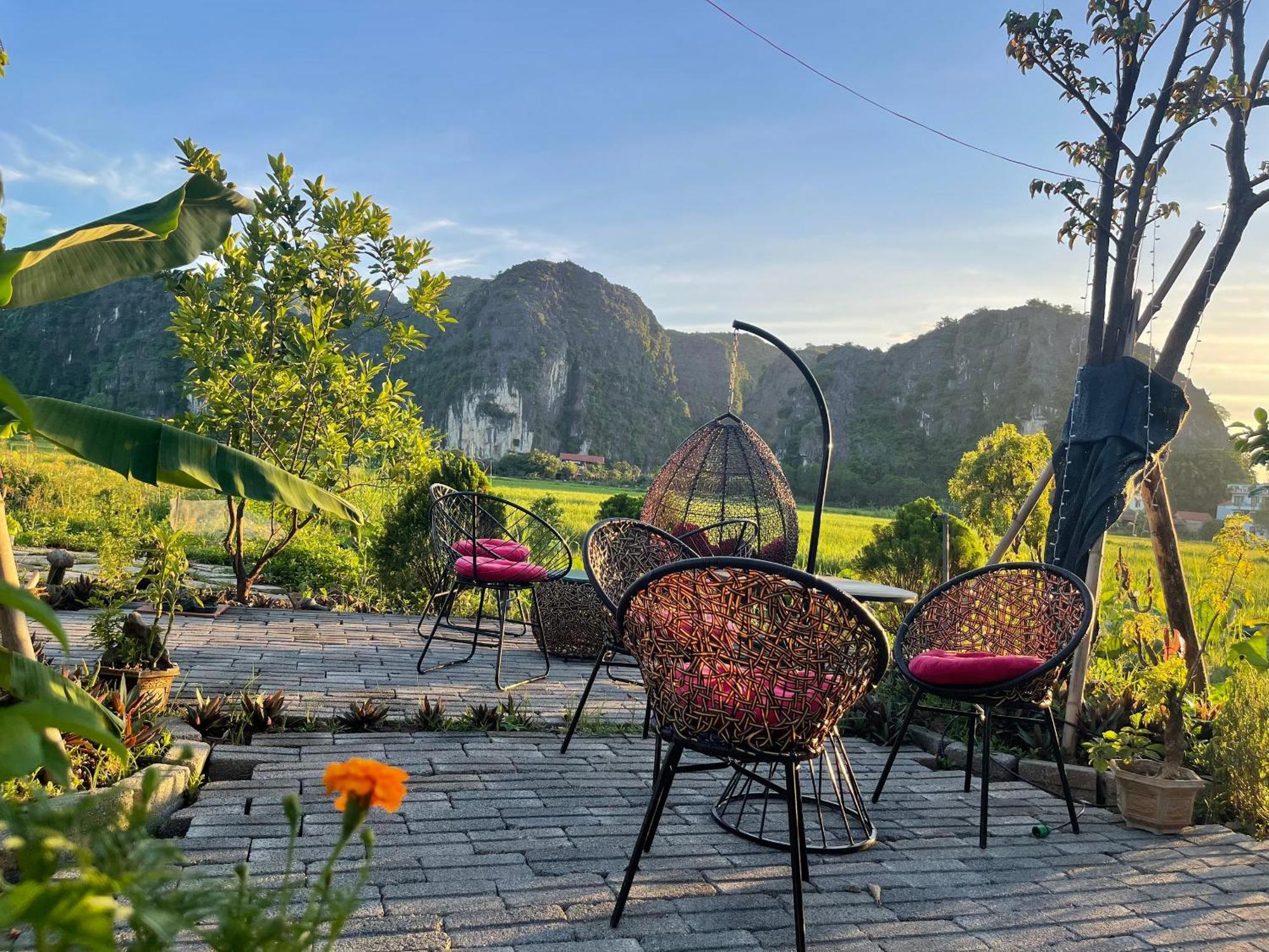 Homestay Tam Coc Mountain View *