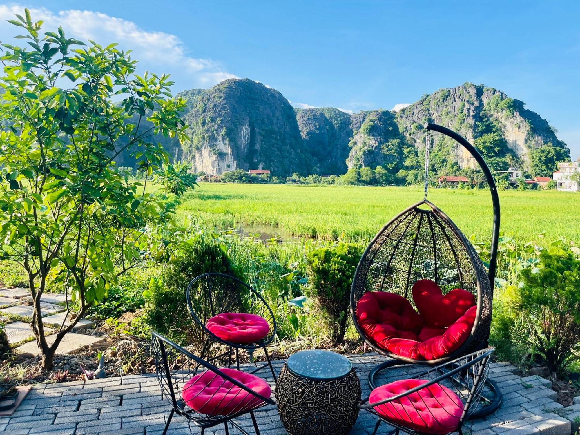 Tam Coc Mountain View Homestay Ninh Binh