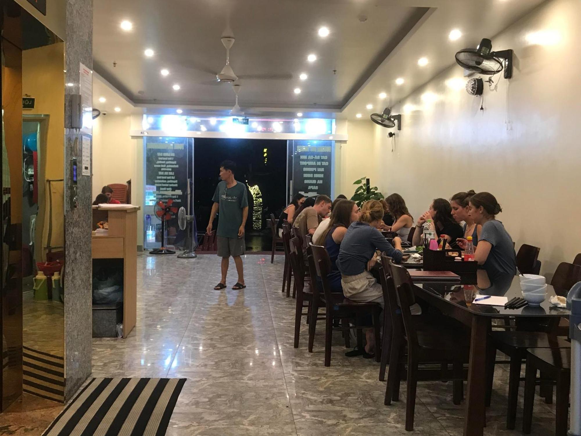 Anh Nhu Hotel 3*