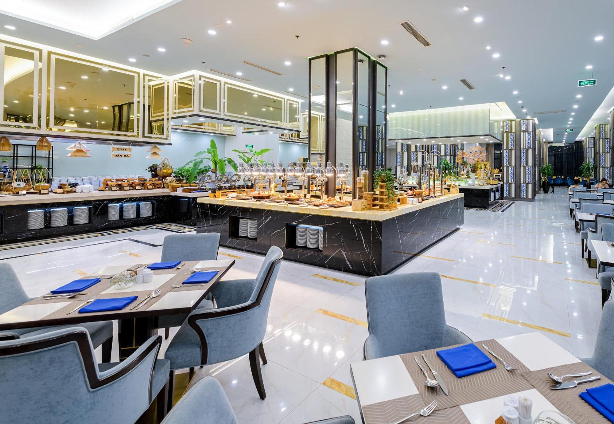 Vinpearl Condotel Beachfront 5*