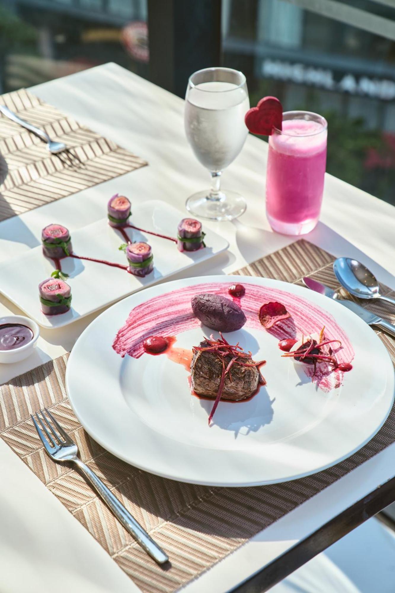 Vinpearl Condotel Beachfront Khách sạn