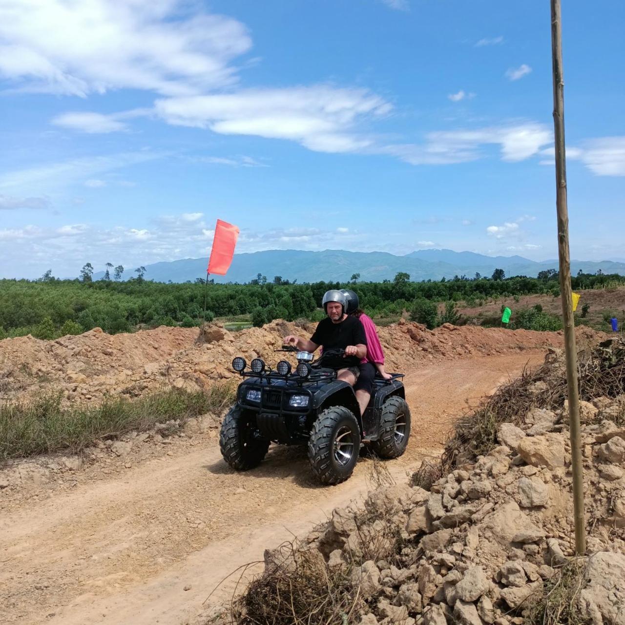 Sun Paradise Biệt thự *