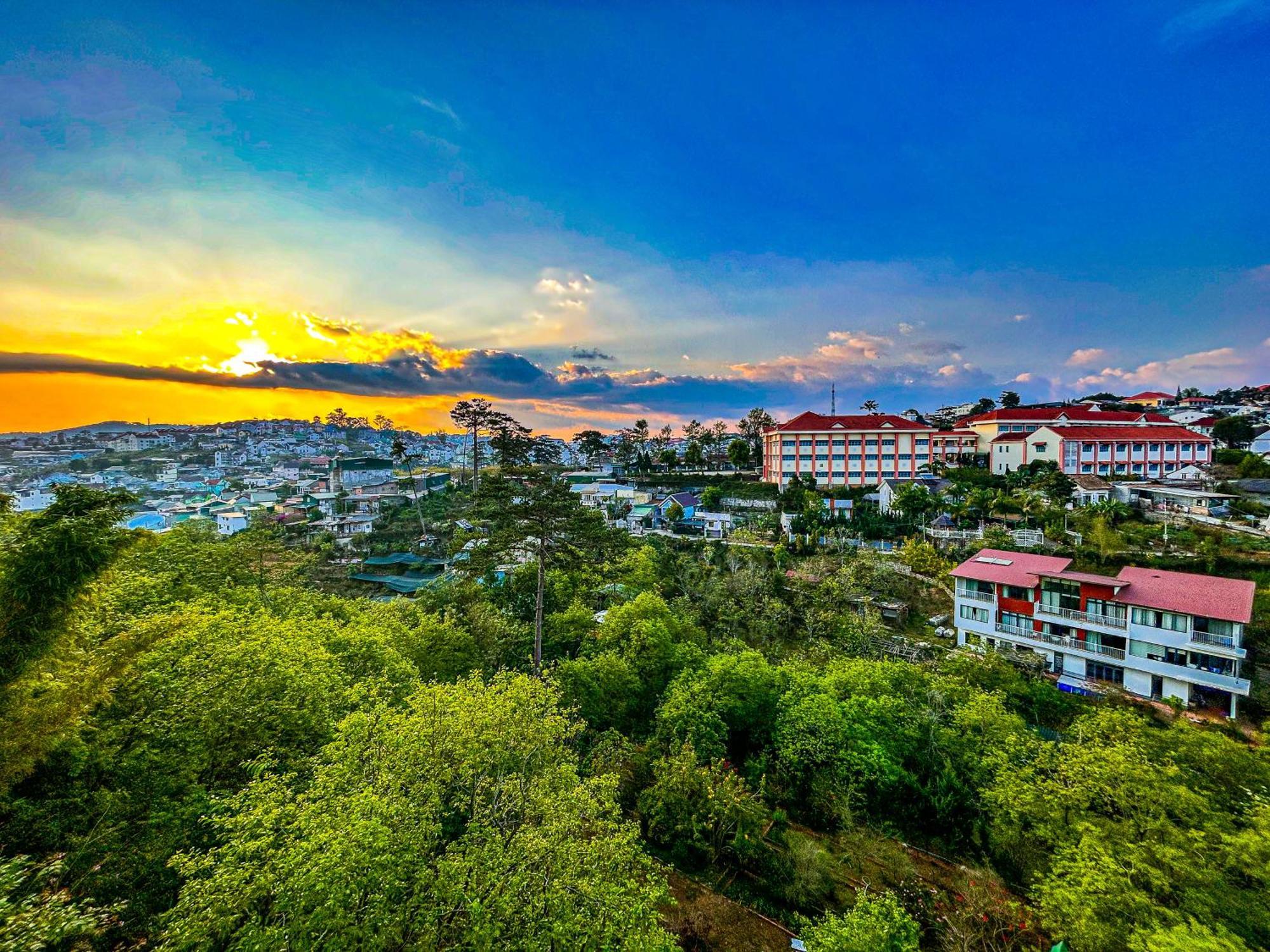 Hong Mon Hotel