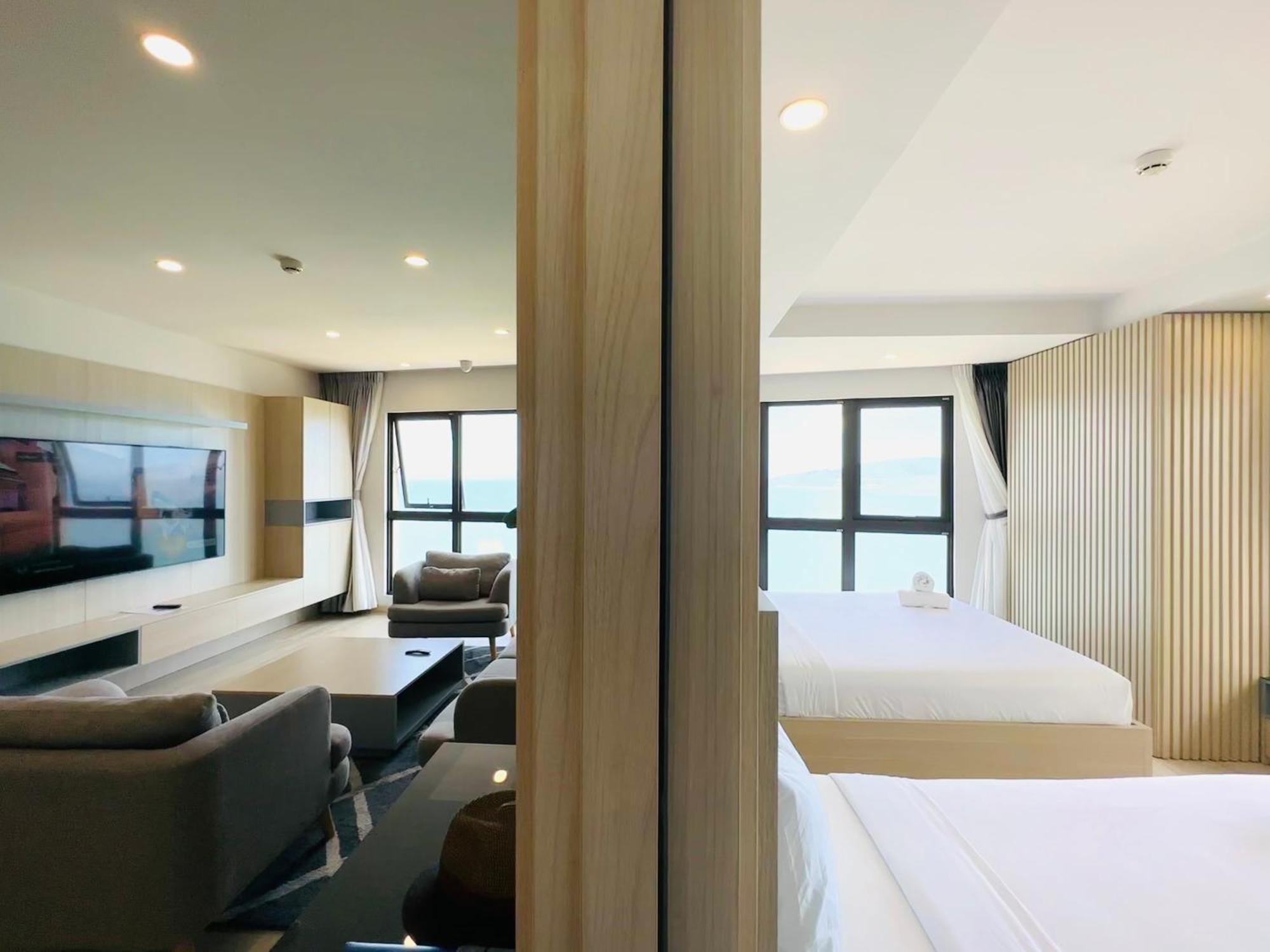 Gold Coast Luxury - Ocean View Apartment Nha Trang