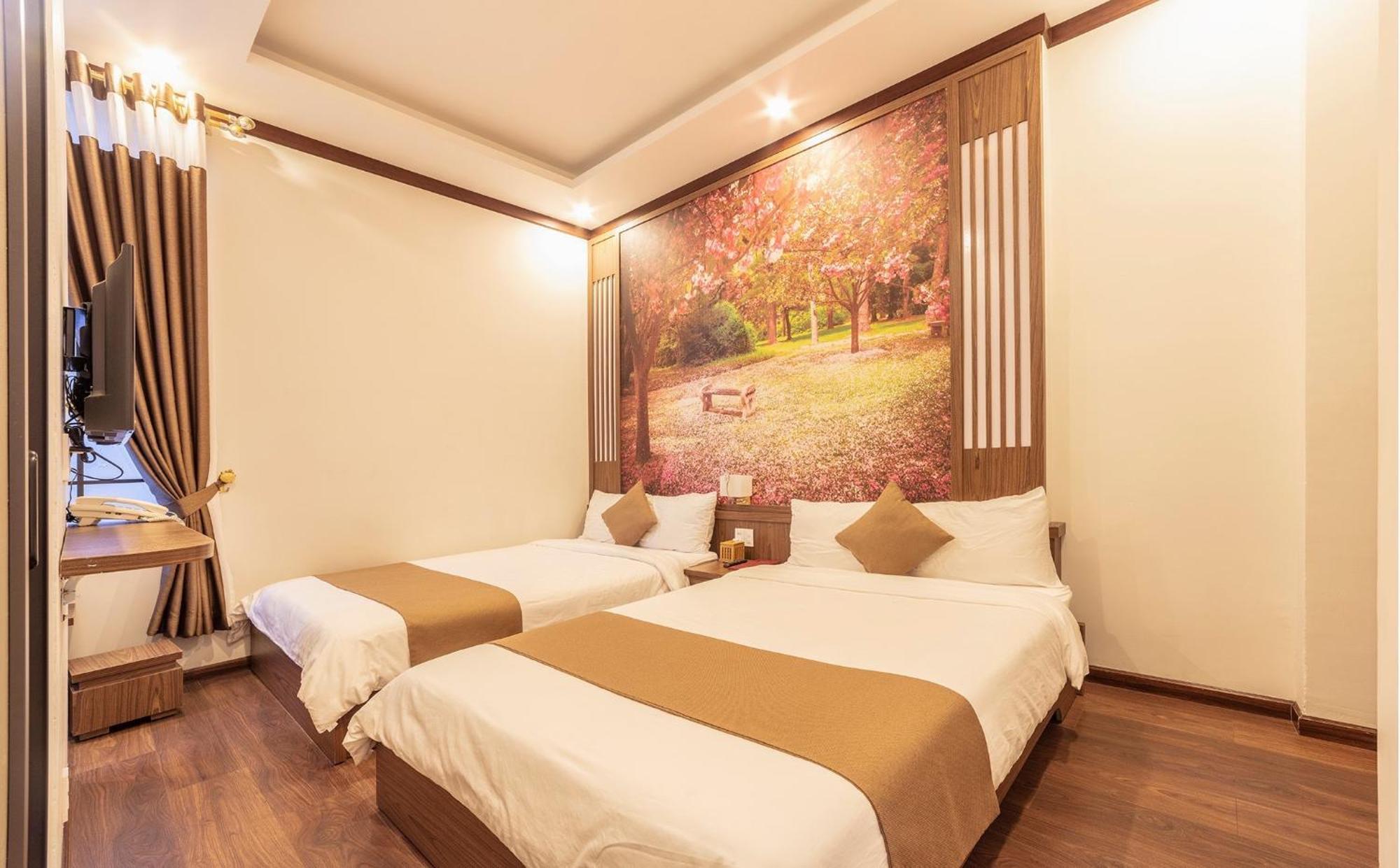 Khai Ngoc Hotel 2*