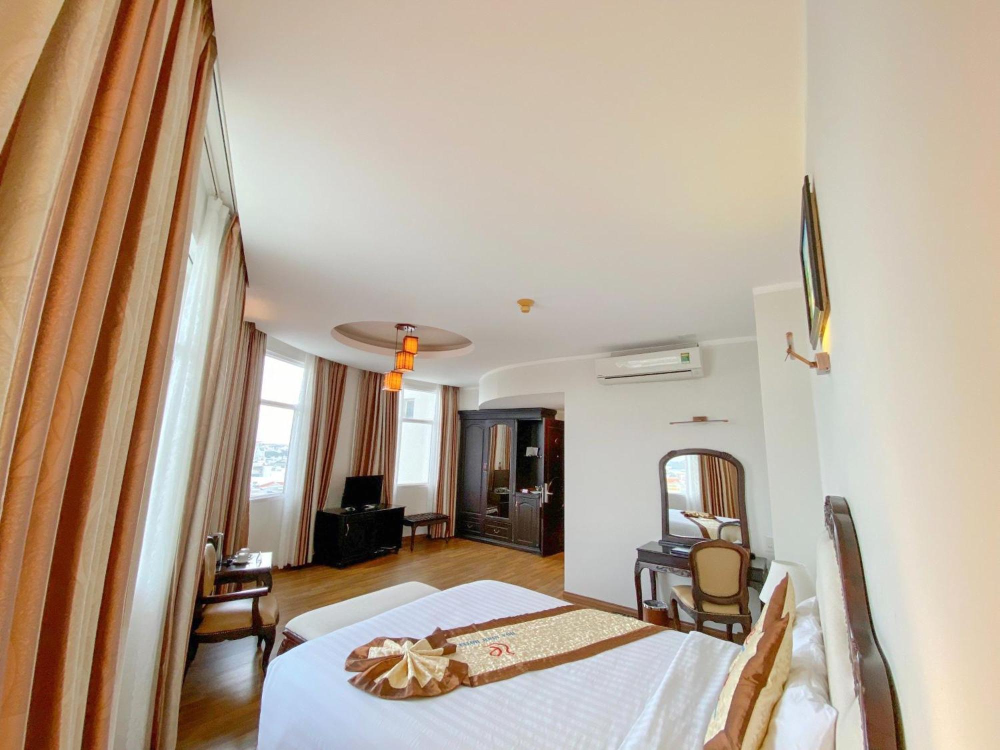 Khách sạn Hoa Binh 1