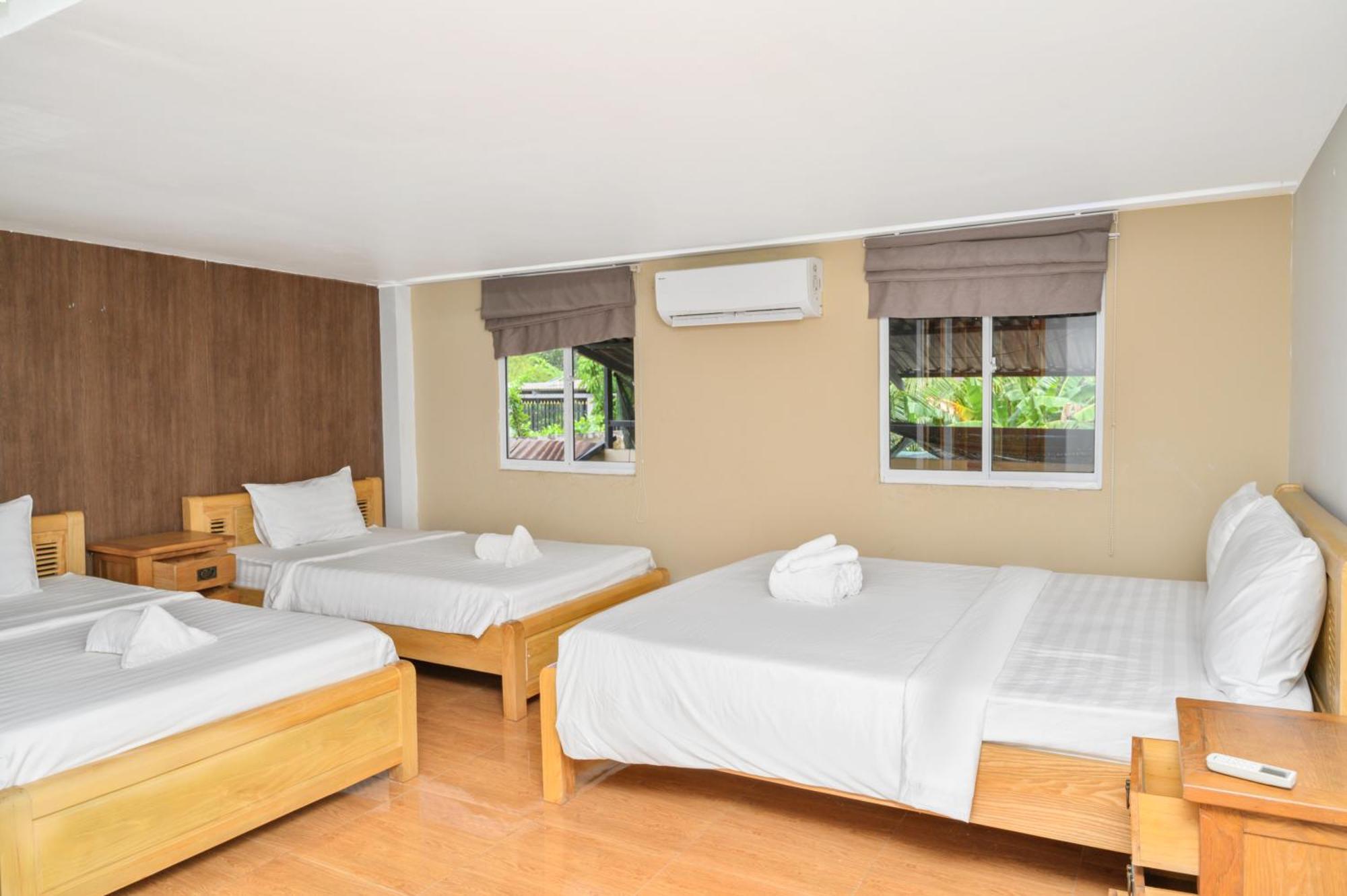 Lilac * Phu Quoc