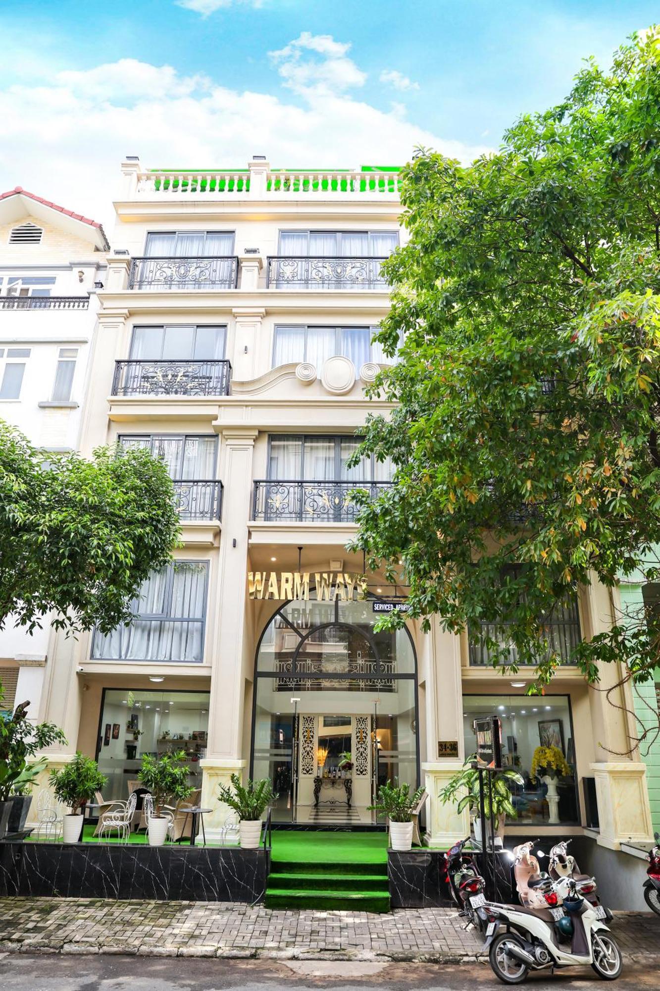 Warm Ways & Serviced 3* Ho-Chi-Minh-Stadt