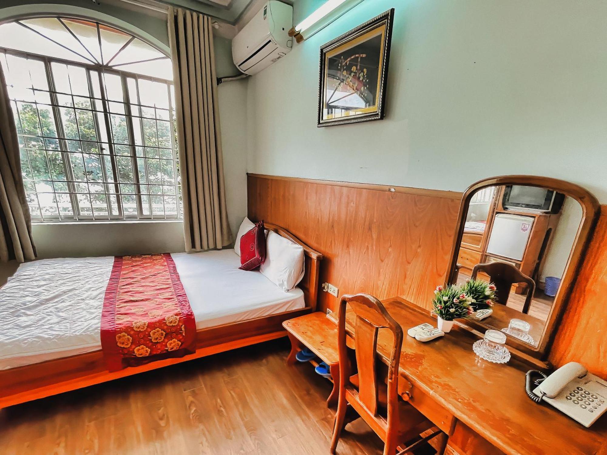 Hotel Quang Vinh 2