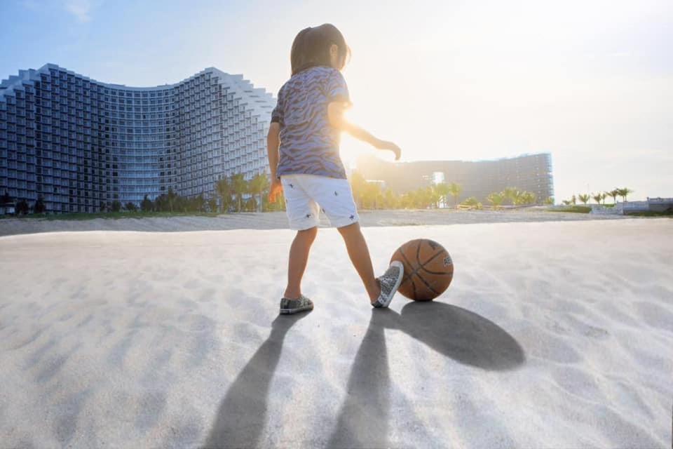 Angela At The Arena At Bai Dai Beach, Near Airport Cam Ranh, Nha Trang, Khanh Hoa Apartment *