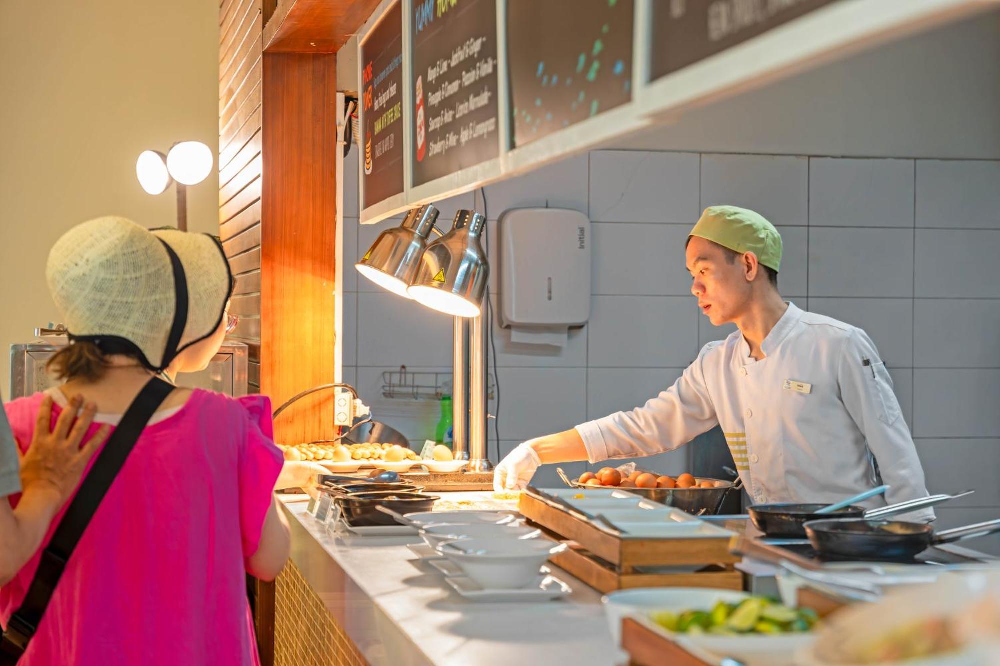 Khách sạn A La Carte 4*
