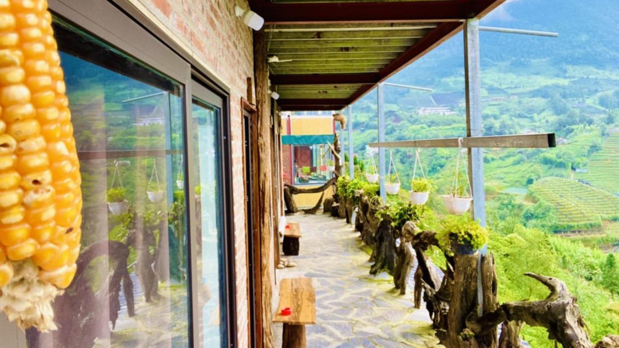 Hotel Ha Lu