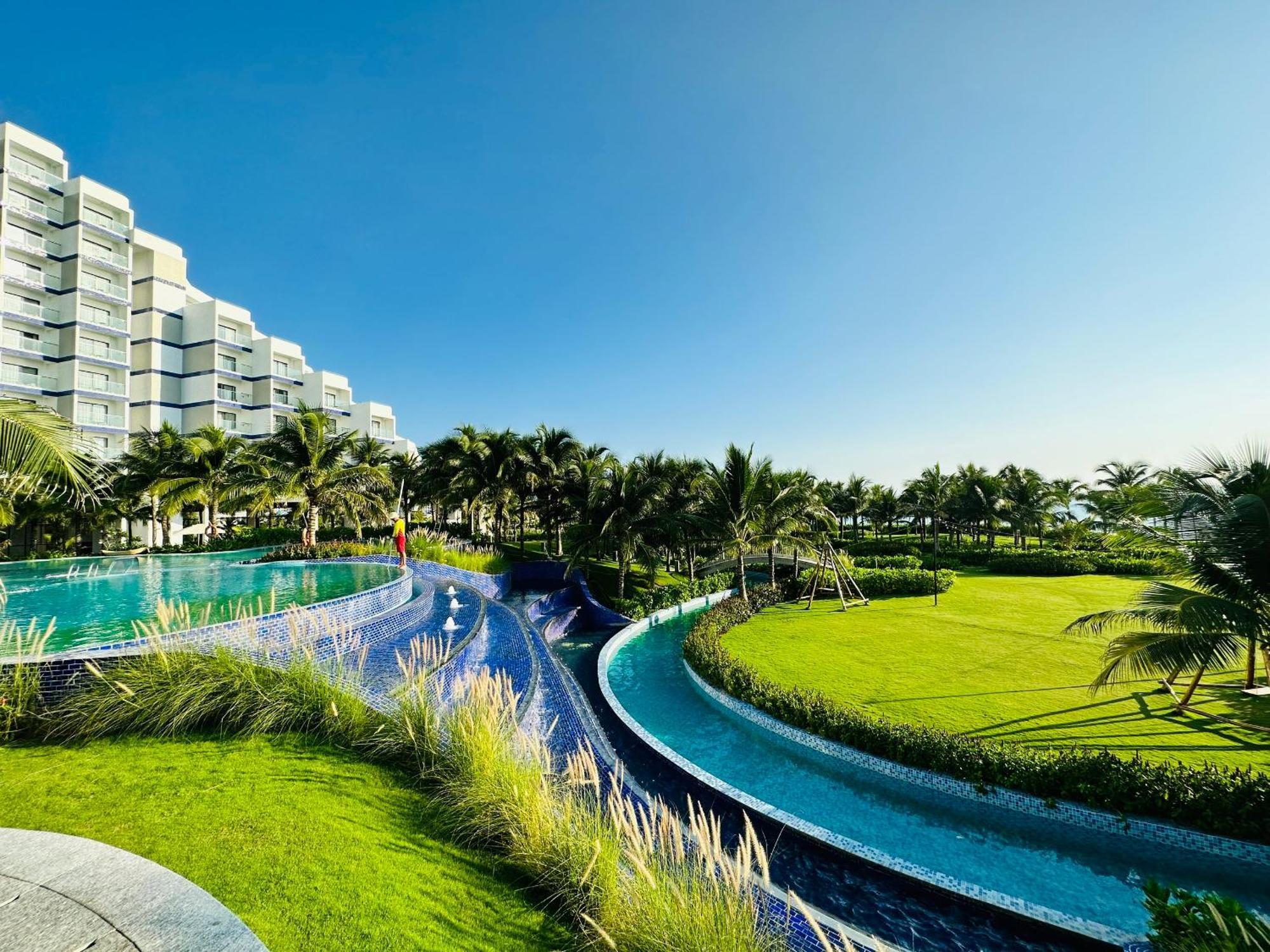 The Oceanview Apartment Cam Ranh
