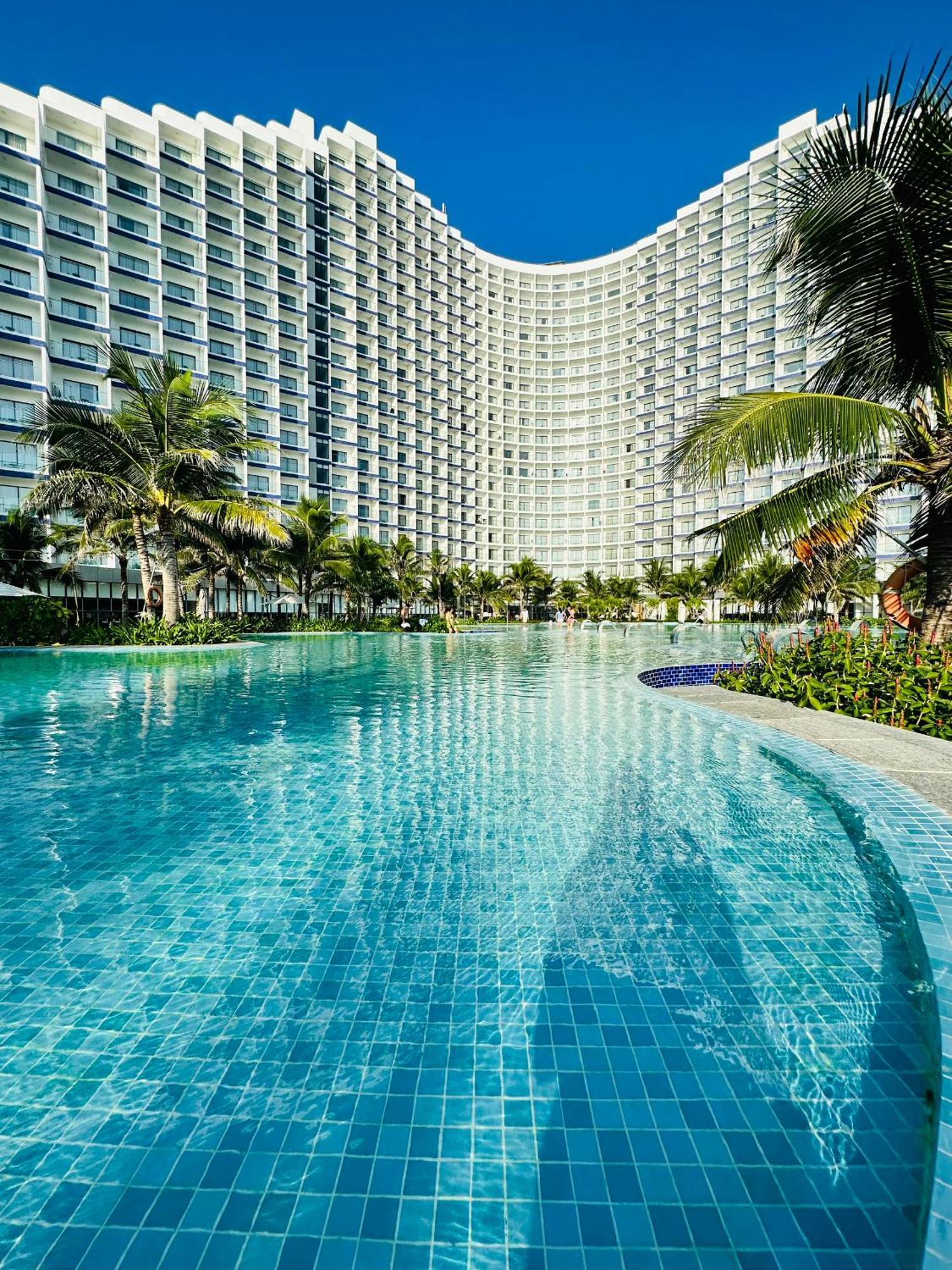 The Oceanview Apartment *