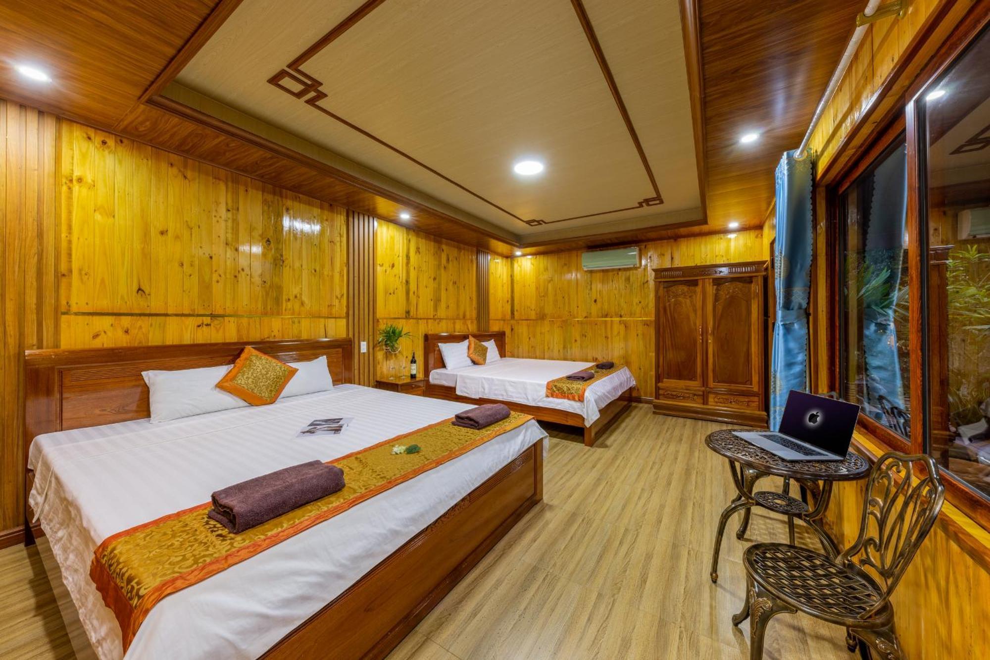 Lodge Viet Lan *