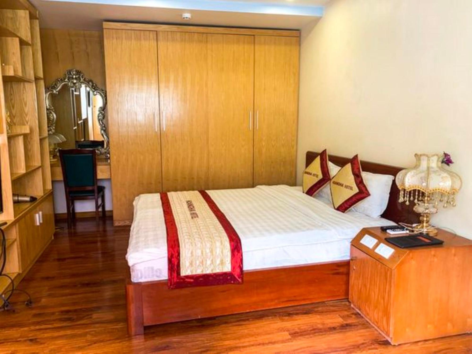 Hoang Ha Hotel *