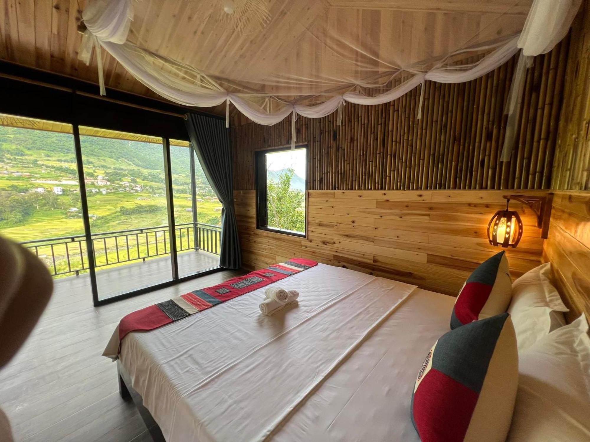 Hmong House Homestay