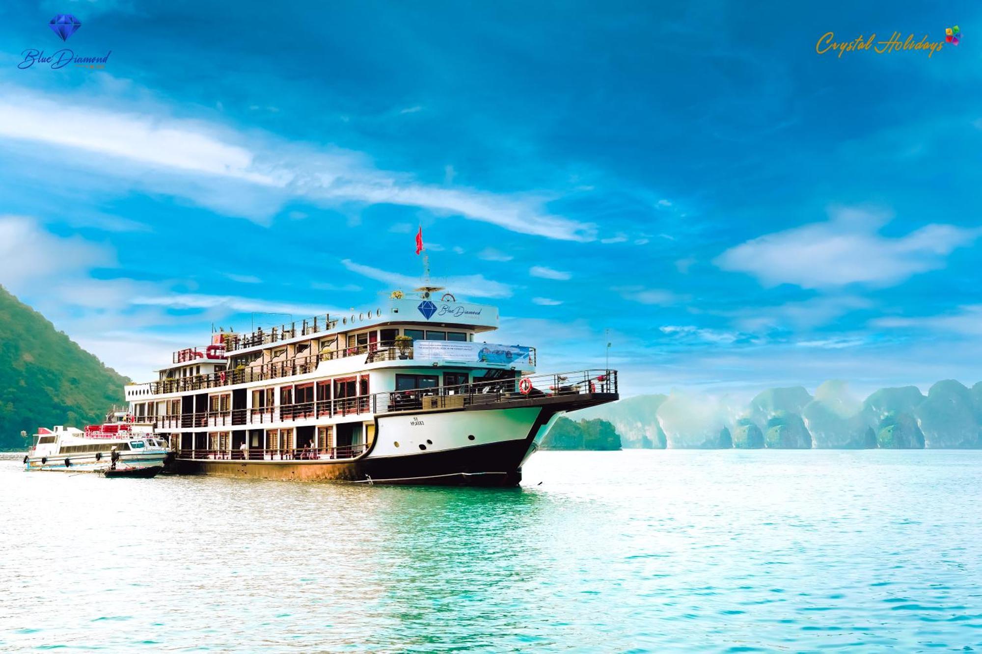 Blue Diamond Cruise Botel *