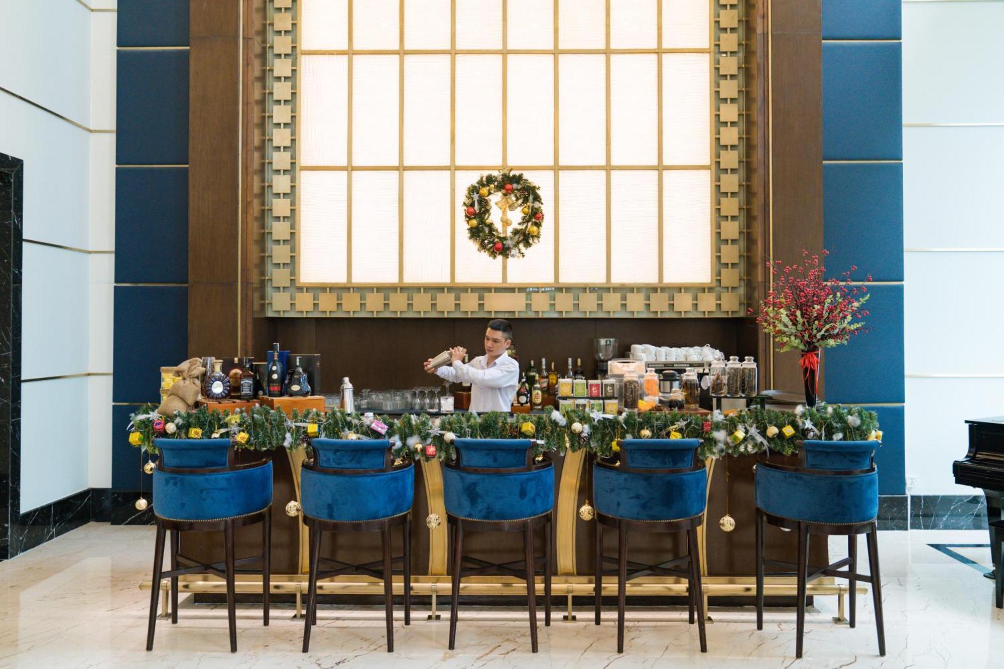 Vinpearl Condotel Beachfront Khách sạn 5*