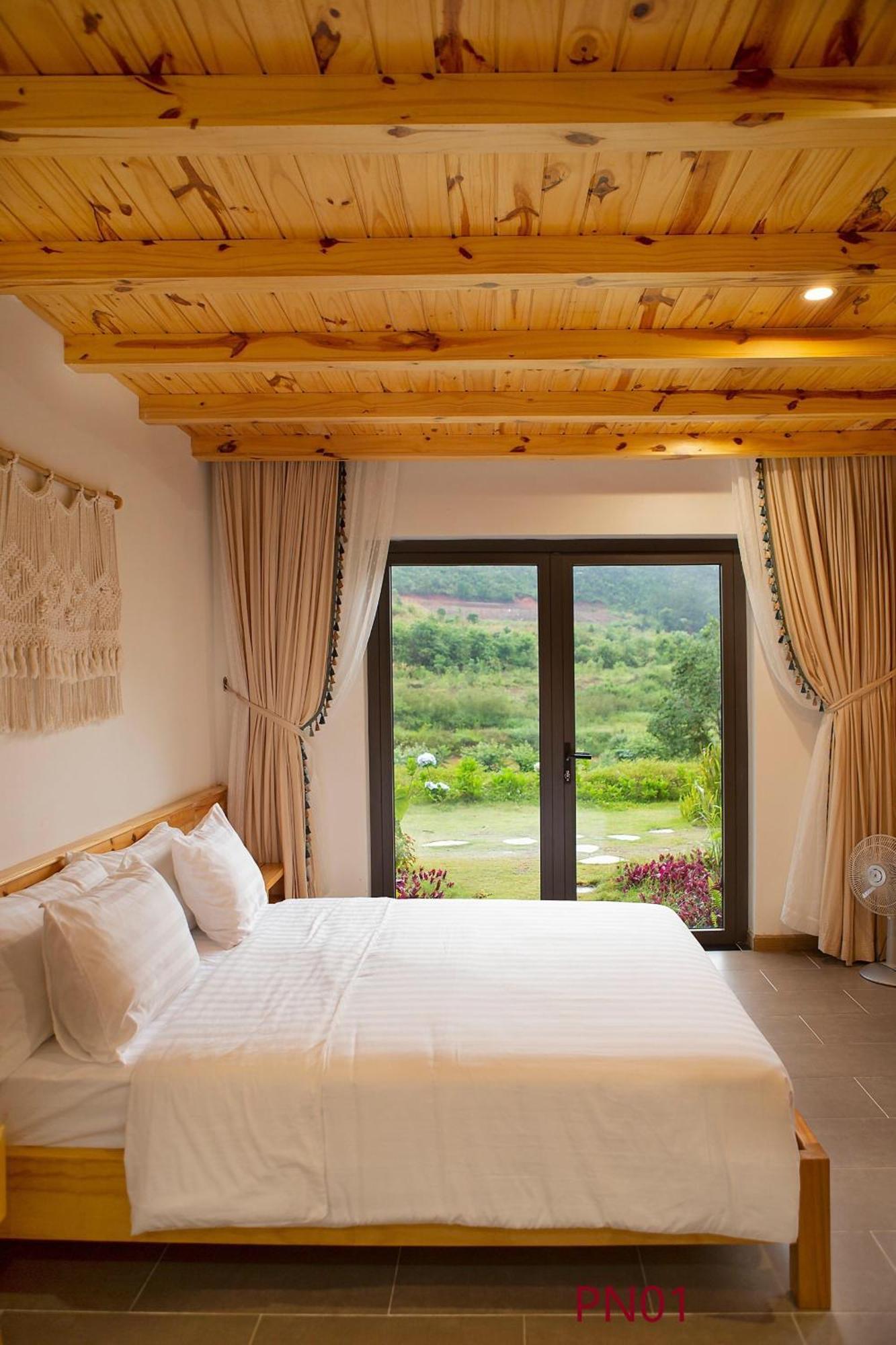 Lat Valley Retreat Village *