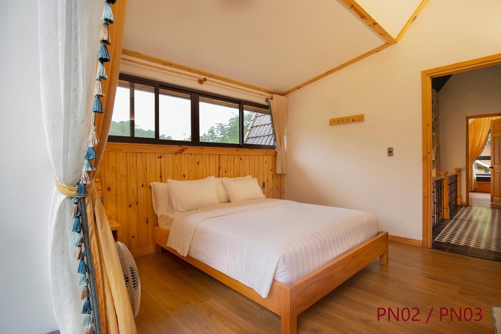 Lat Valley Retreat Village