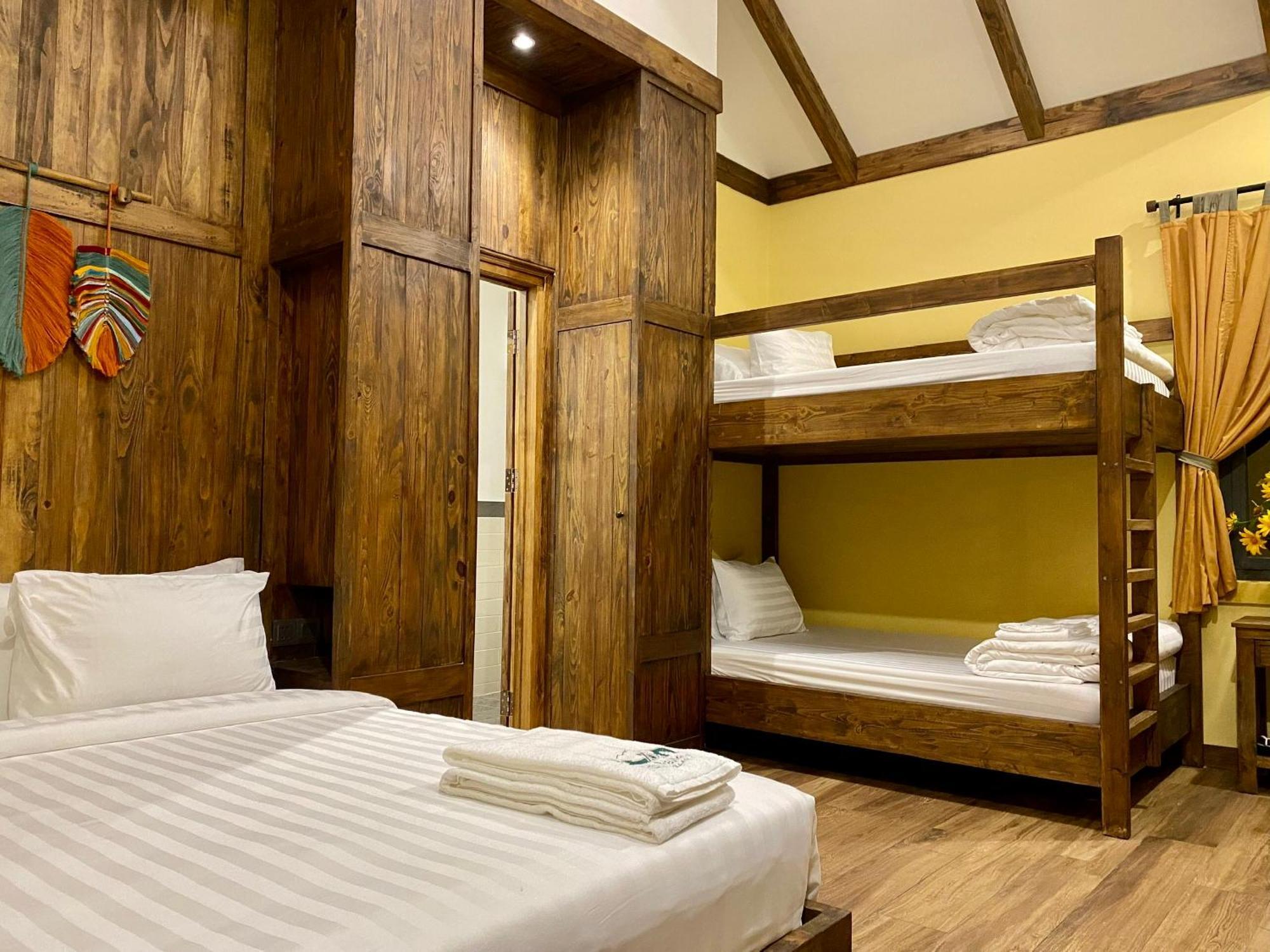 Lat Valley Retreat Village Holiday home *