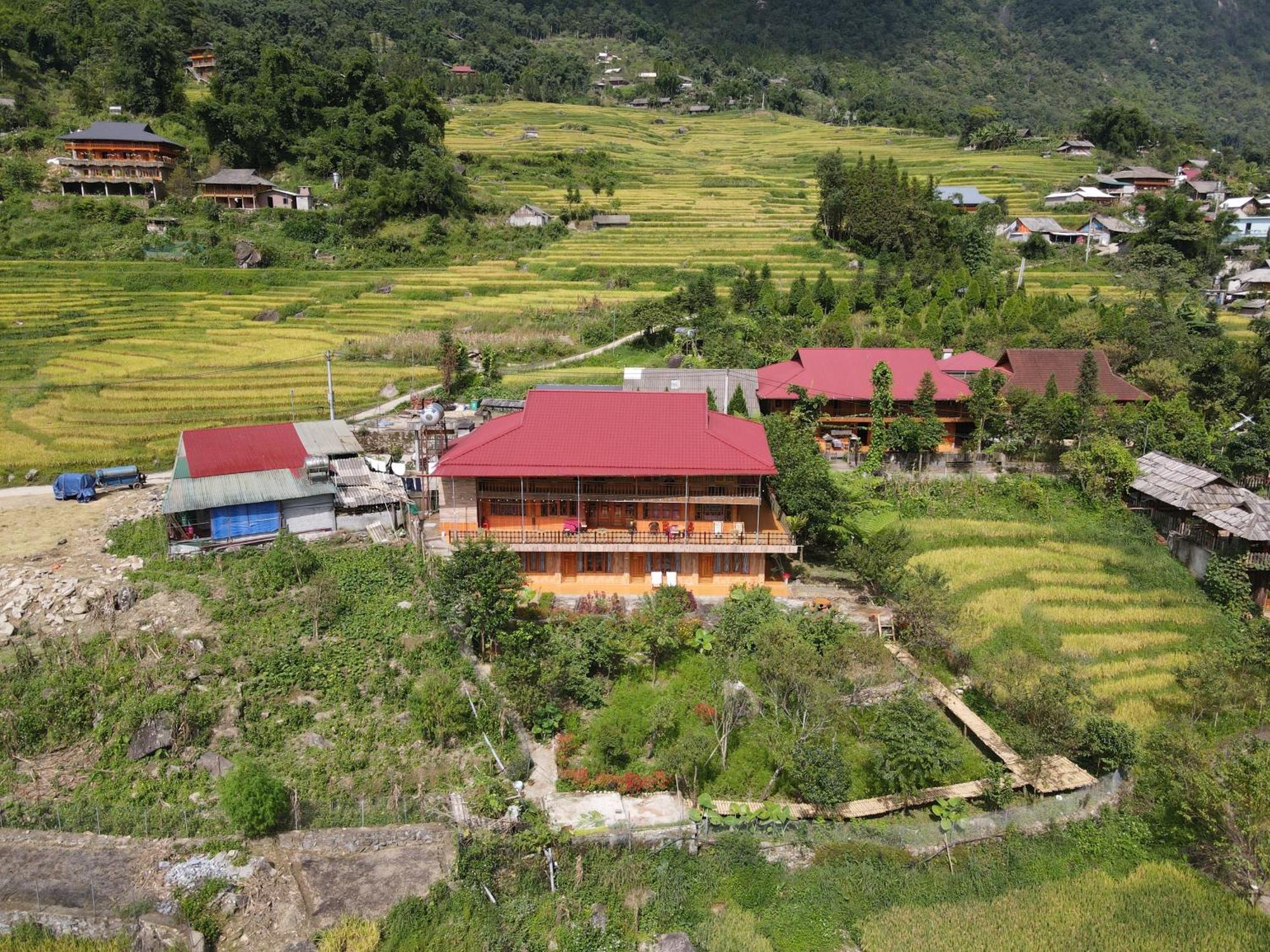 Muong Hoa Hmong Homestay *