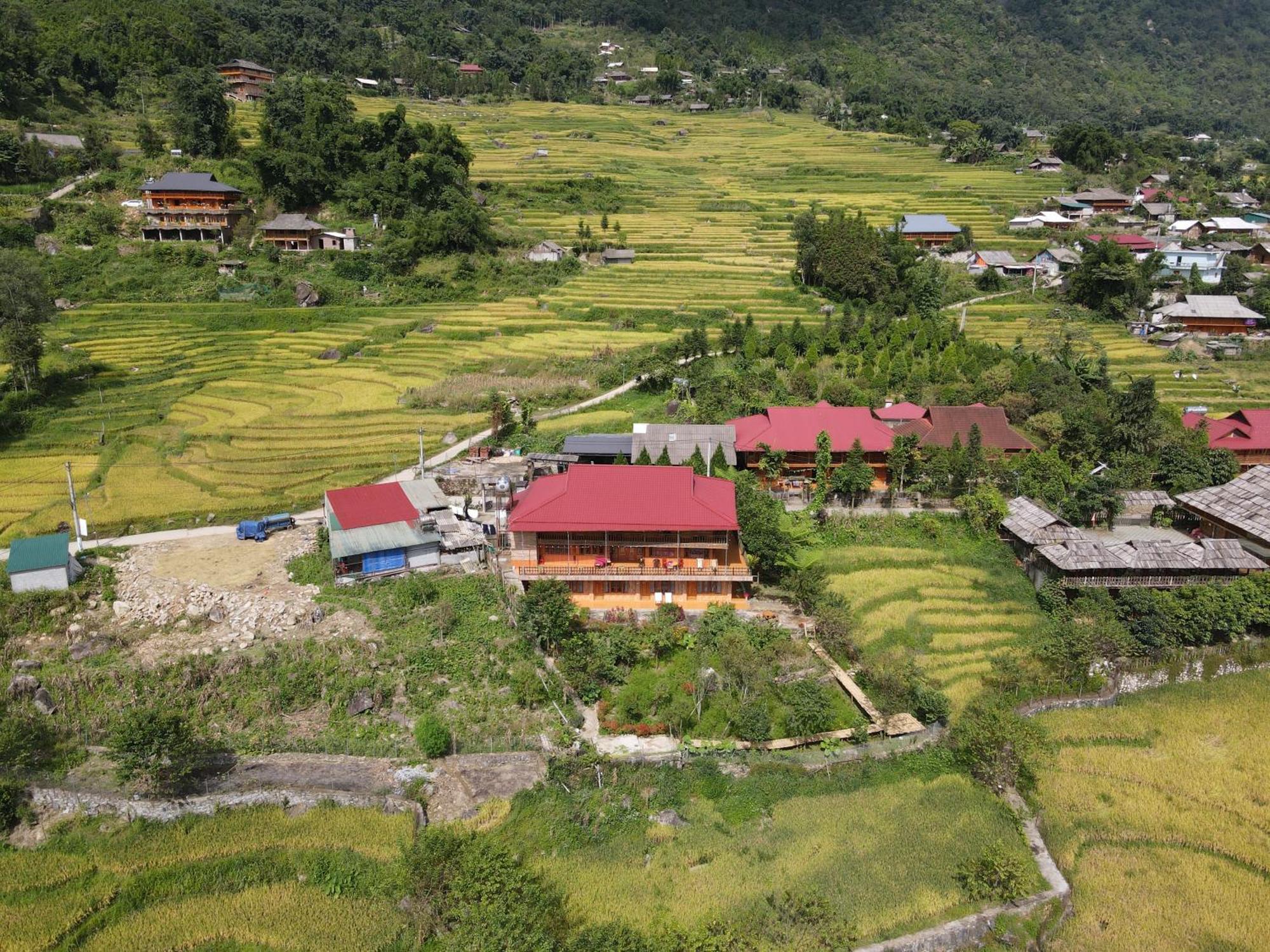 Muong Hoa Hmong Homestay *