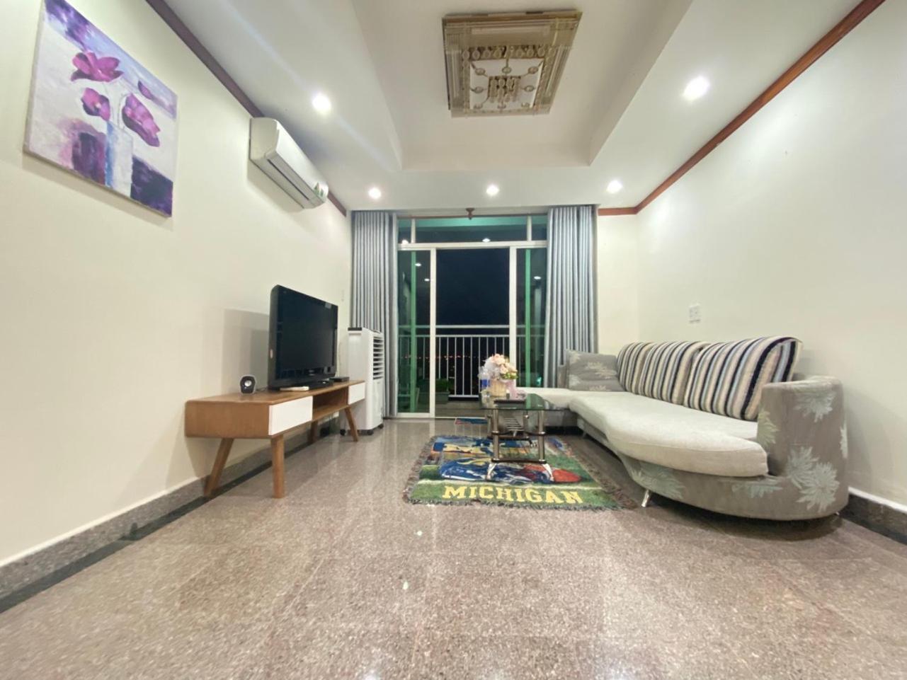 Apartment Can Ho Hoang Anh Daklak Ngay Trung Tam Full Noi That 3pn Thoai Mai Cho 8-12 Nguoi Buon Ma Thuot