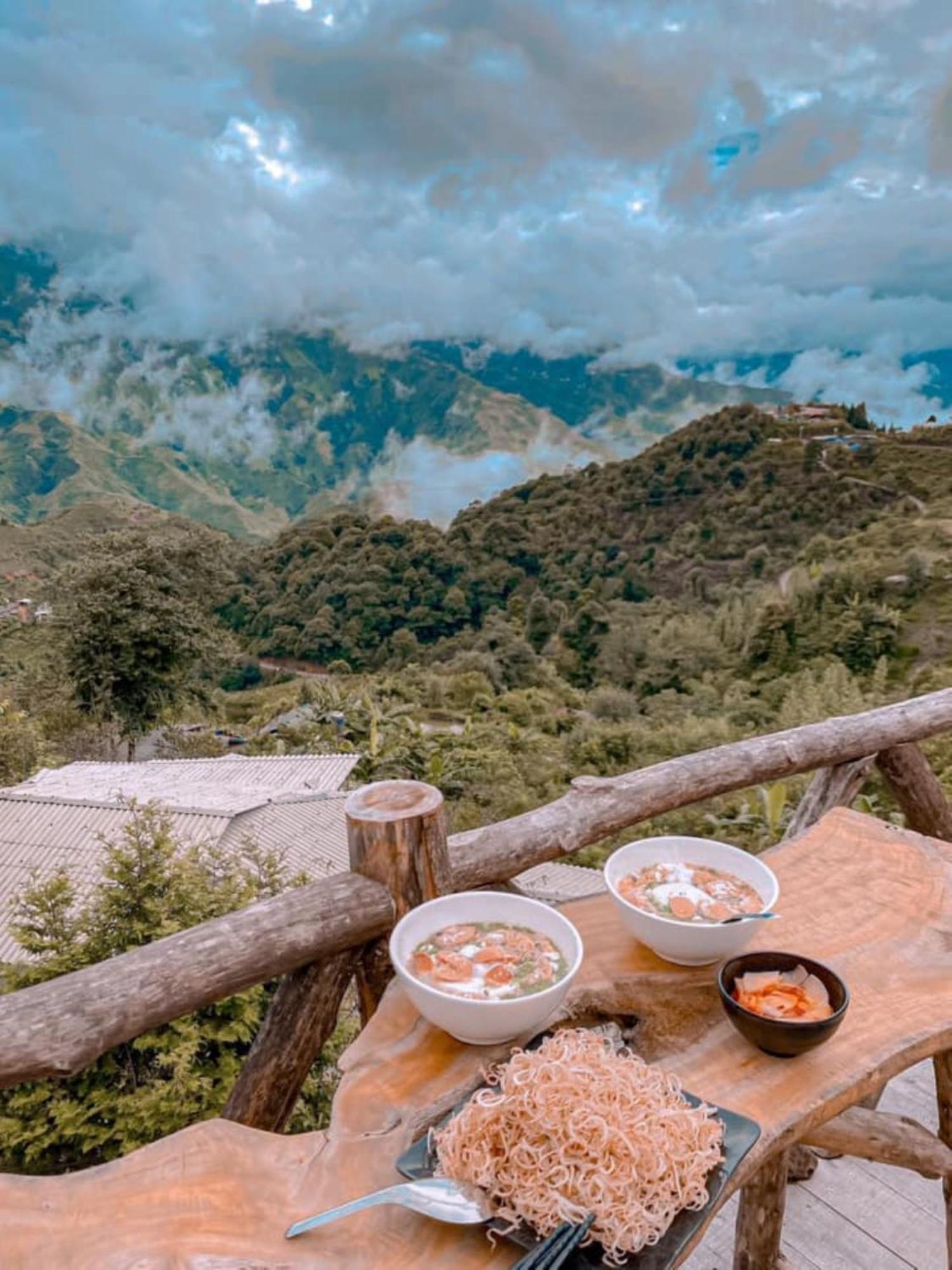 Ở trọ Lu Ta Xua