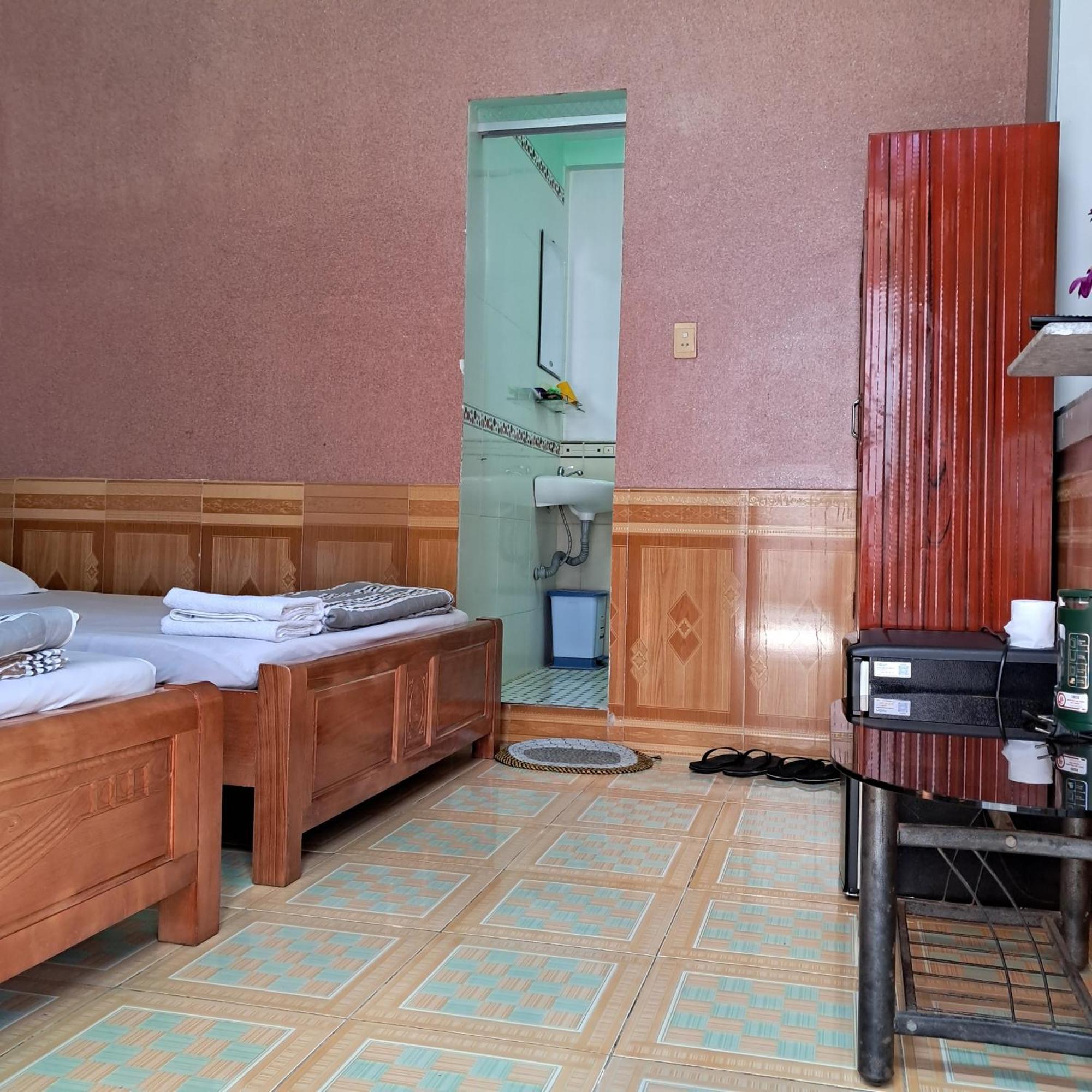 Gia Long Motel *