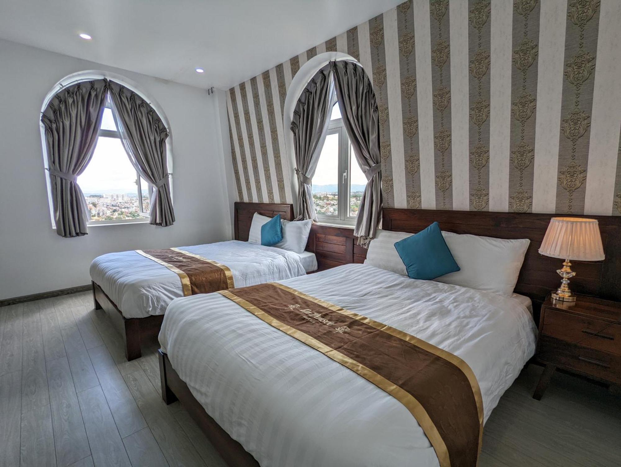 La Pense'e - Hotel 2*