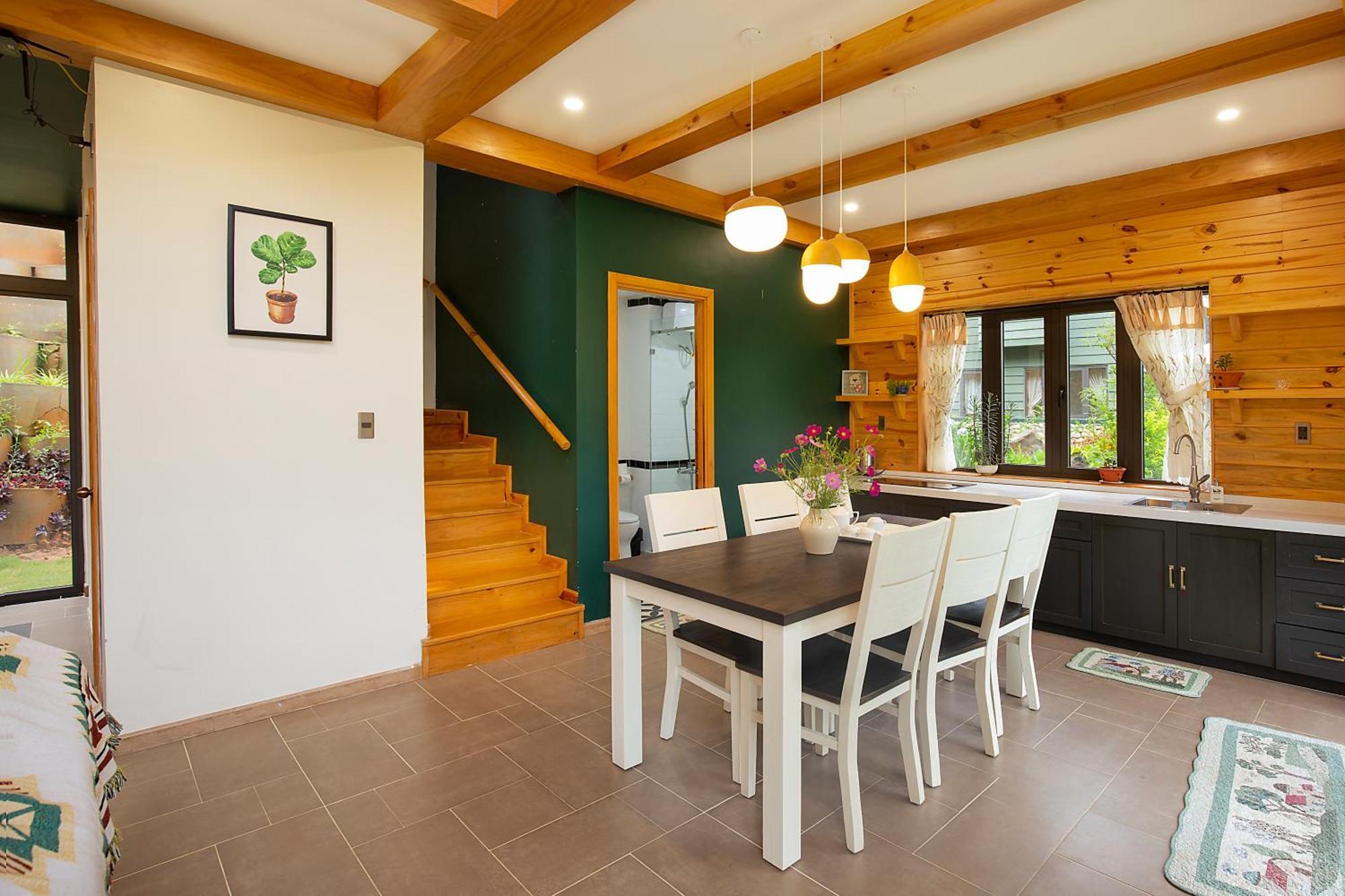 Lat Valley Retreat Village *