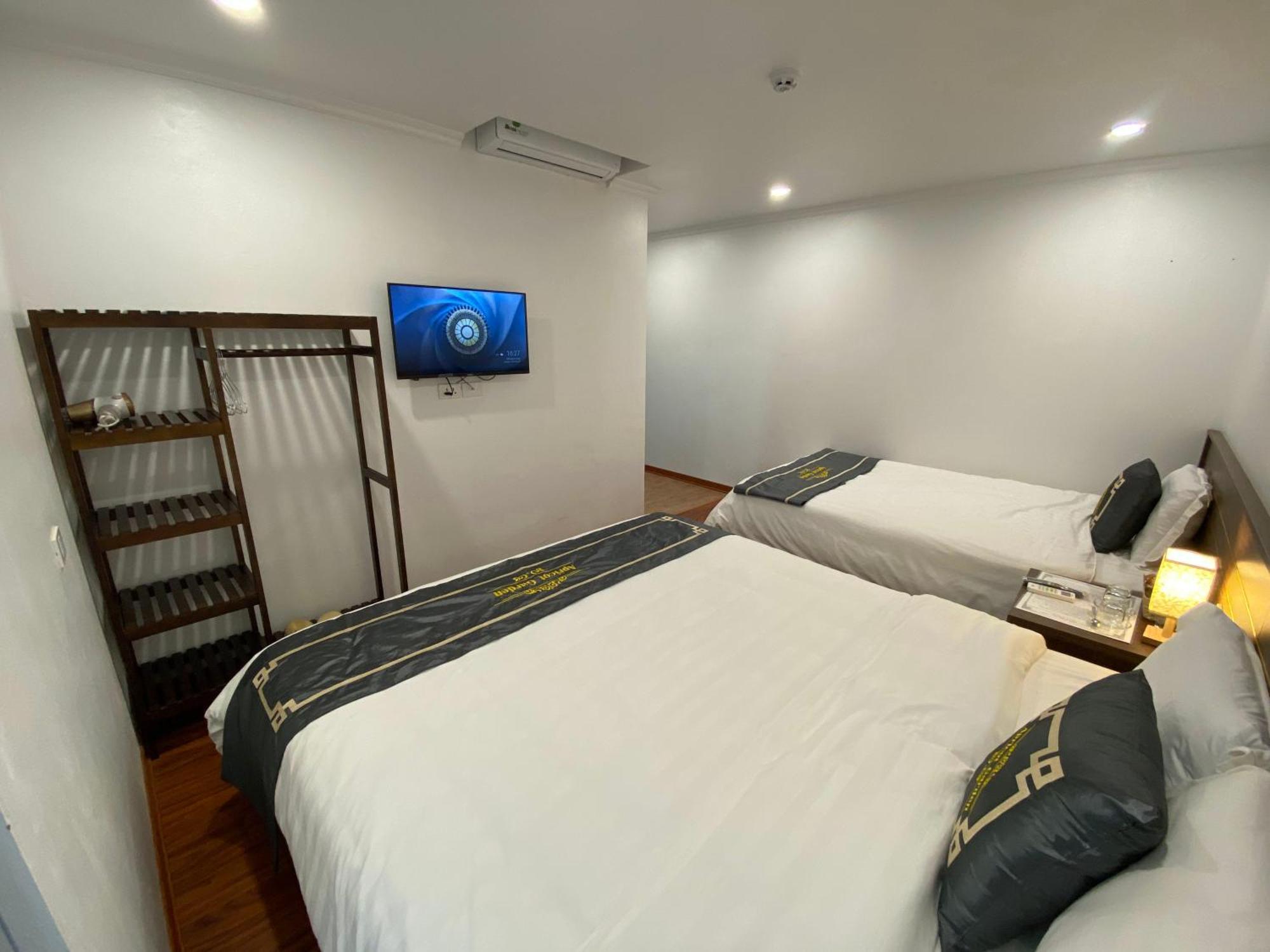 Apricot Garden Hotel 3*