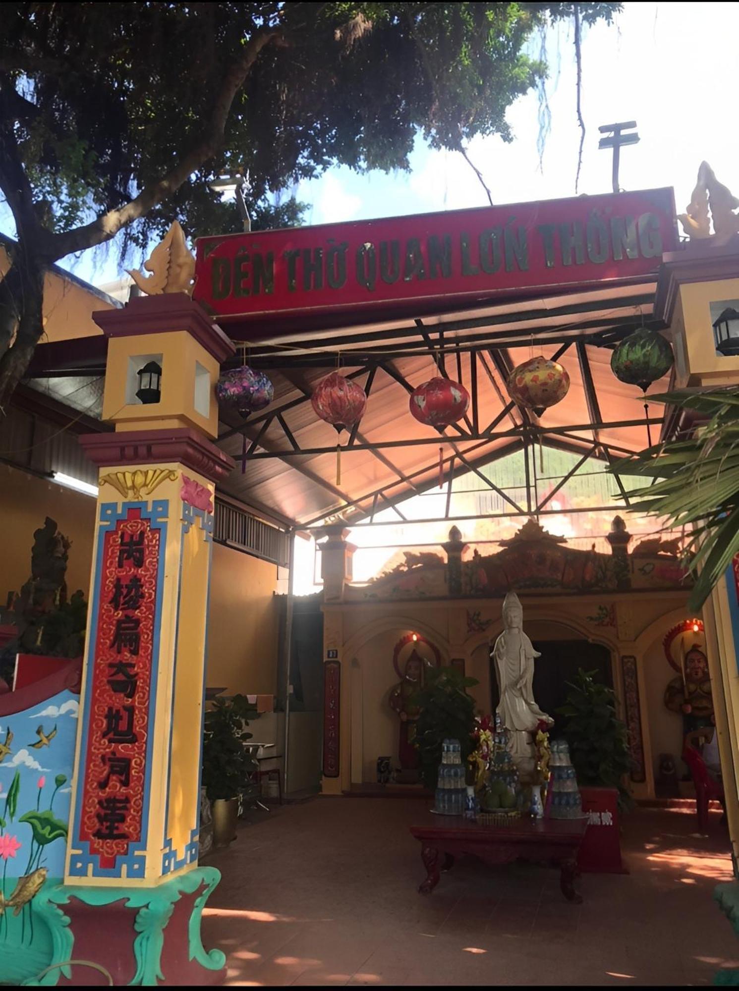 Tung Quang Hotel 2*