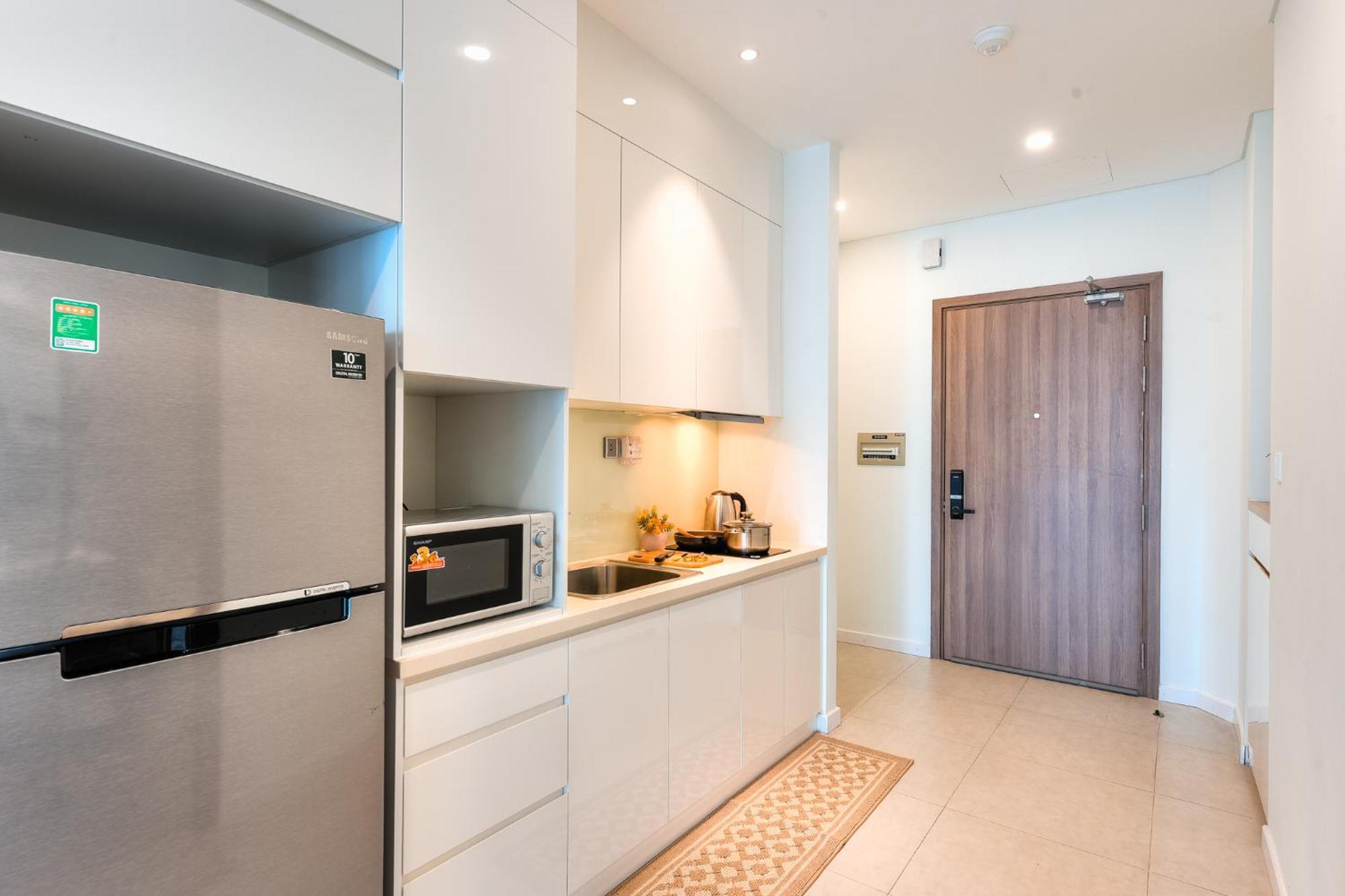 S Lux Scenia Bay Apartment