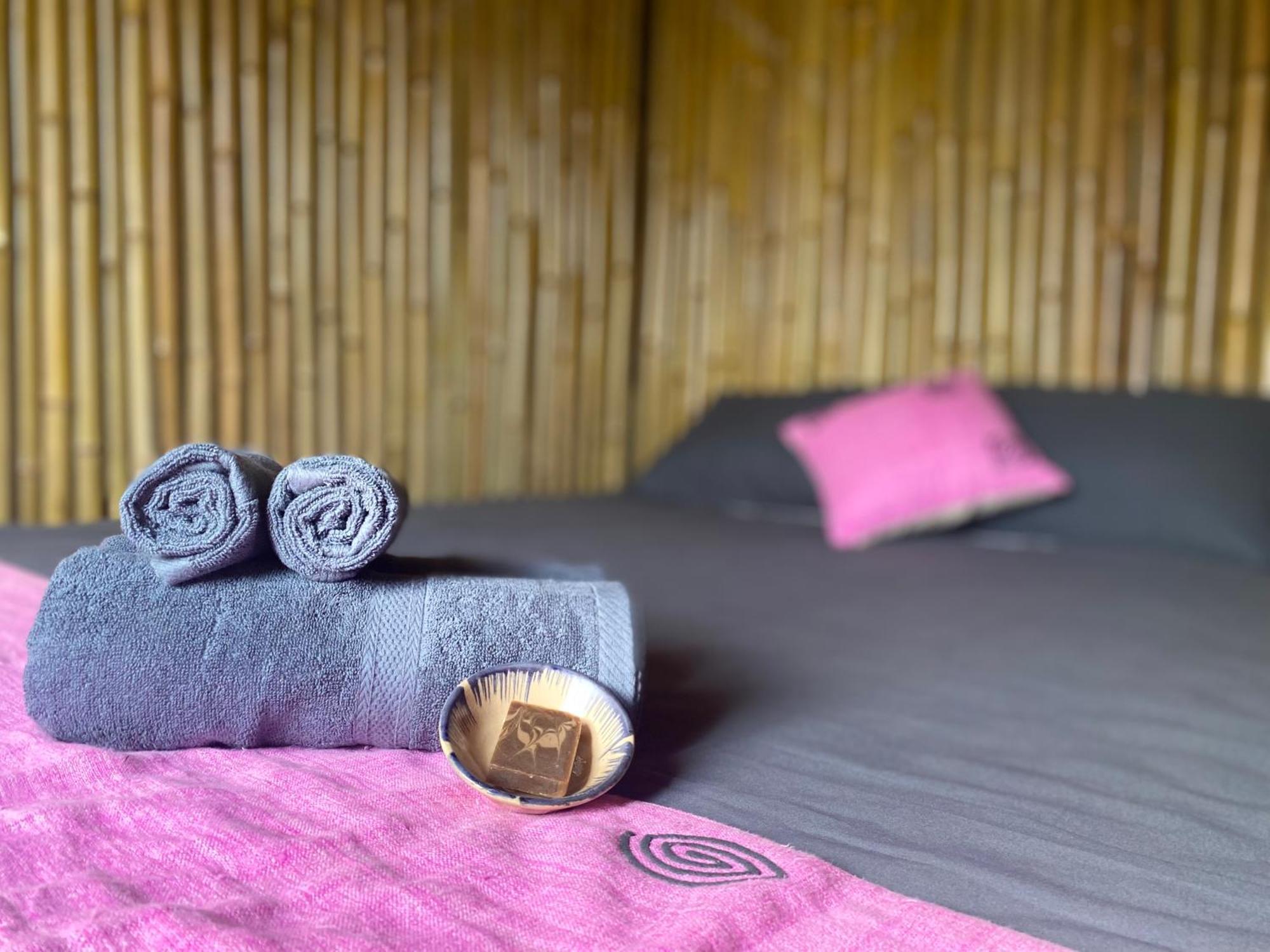 Homestay Maison Rose & Jardinier Eco Sa Pa