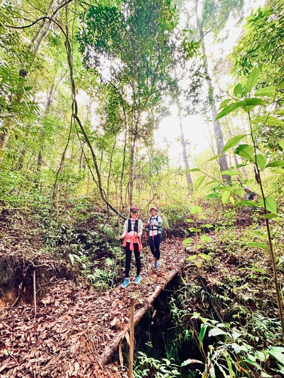 Lat Valley Retreat Village *
