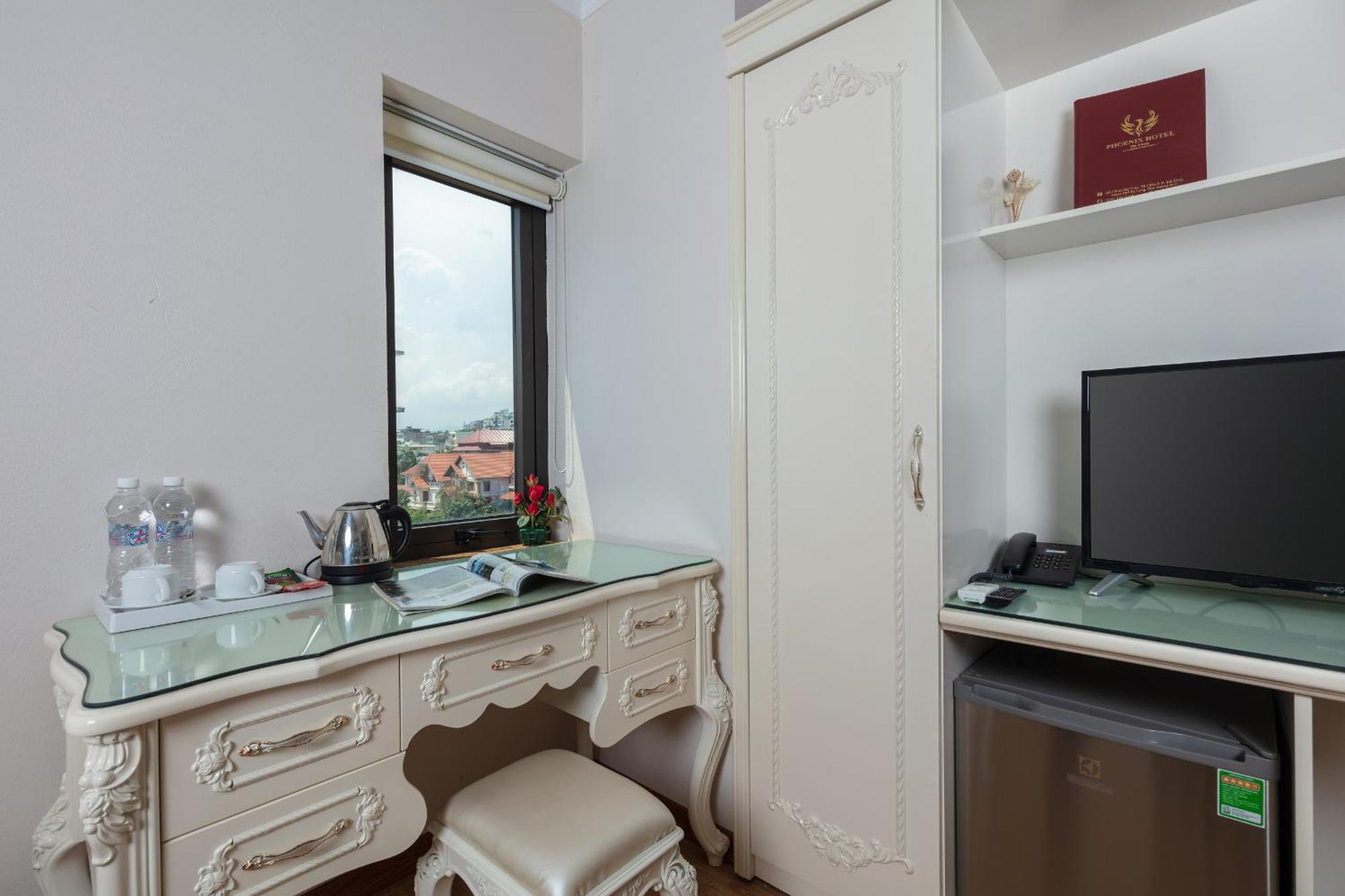Hotel Phoenix Ha Long