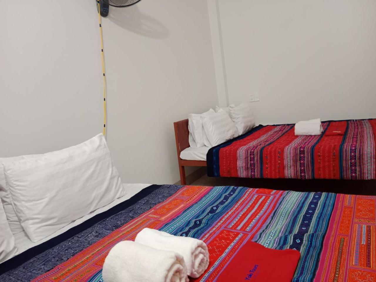 Hotel Yolo House And Loop Tours 3*