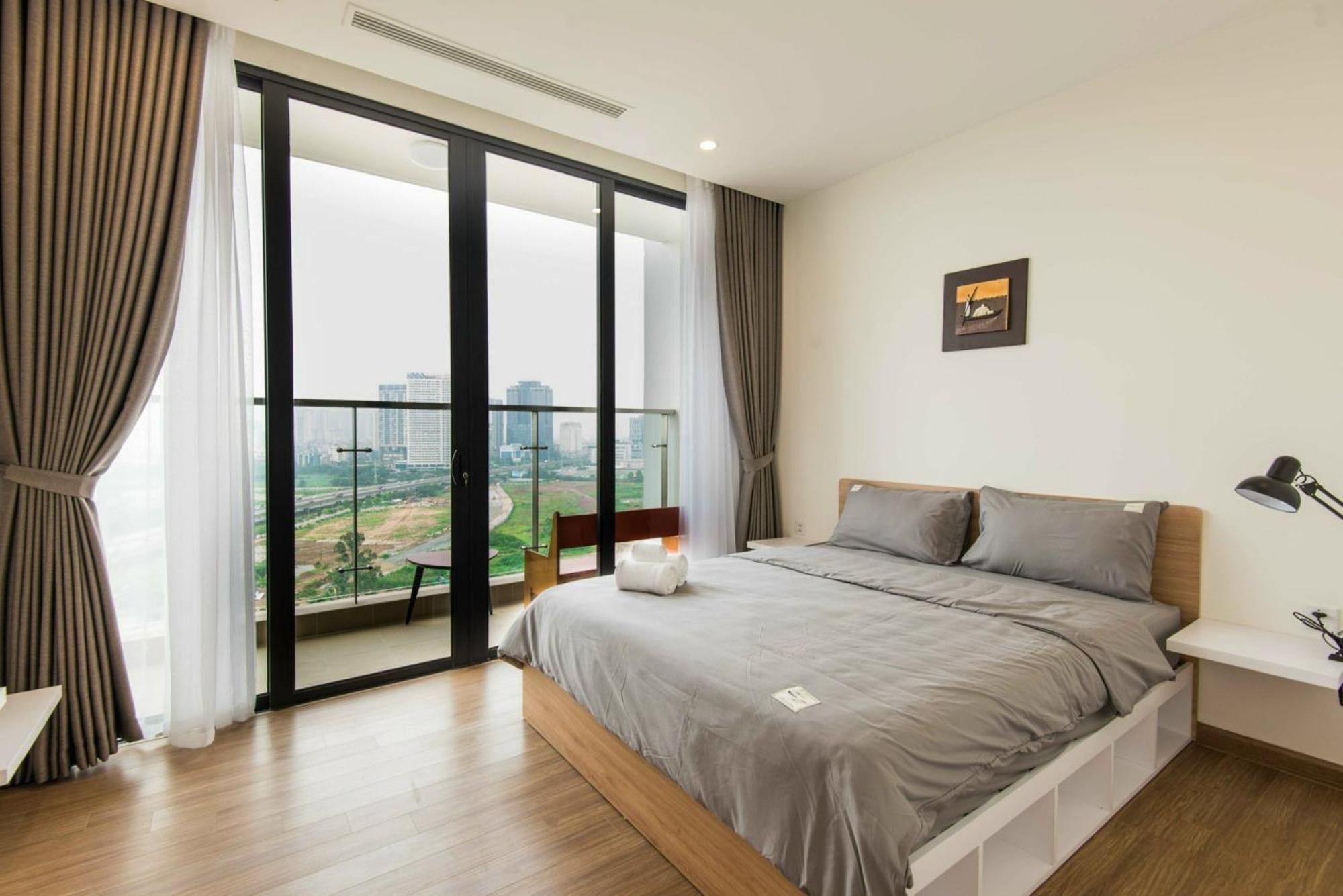 Vinhomes Skylake By Pham Hung Apartment