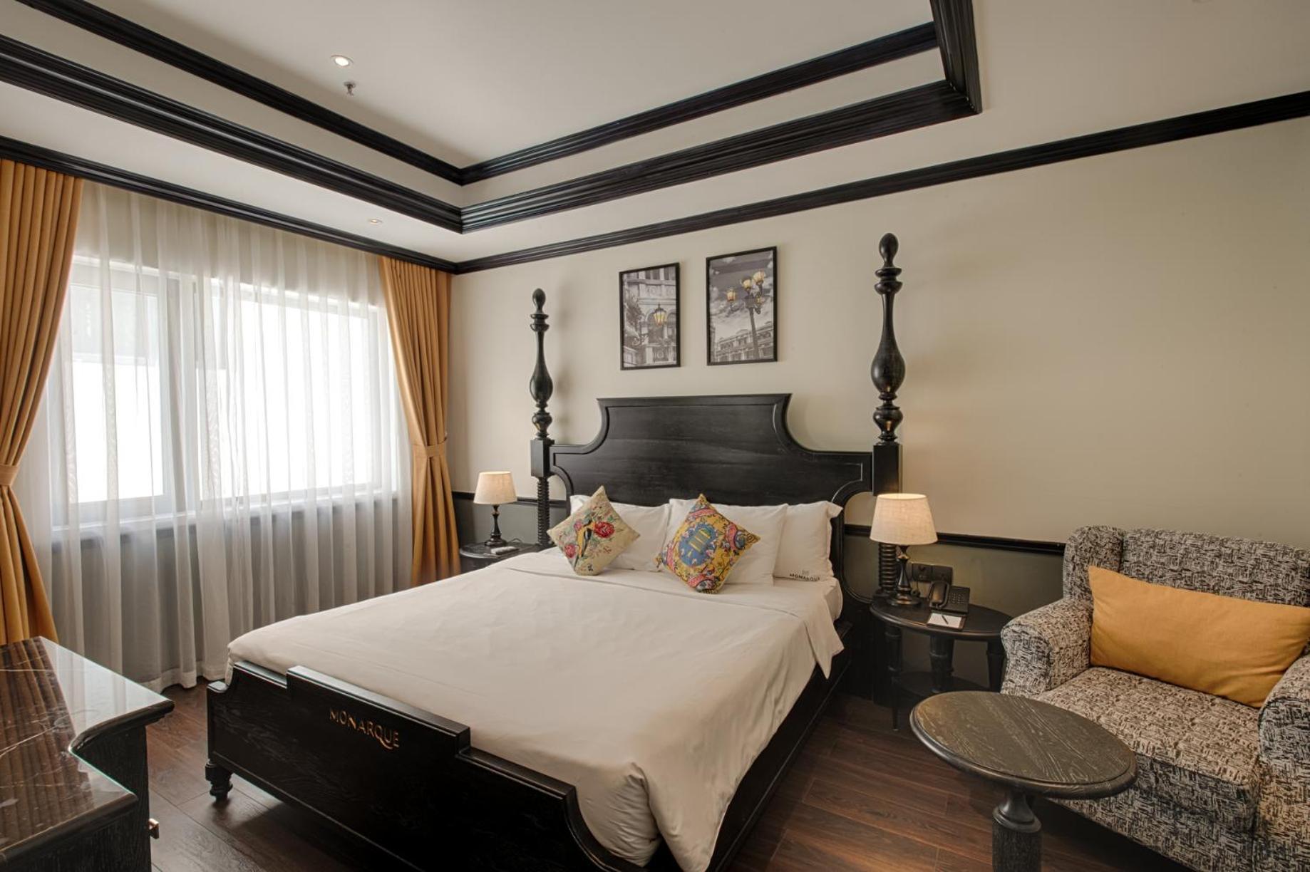 Monarque 4* Đà Nẵng