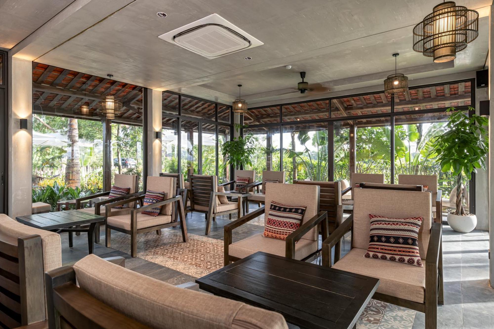 Hotel Coco Island & *