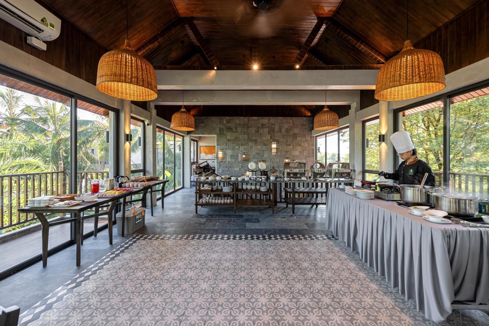 Coco Island Resort Ninh Binh 4*