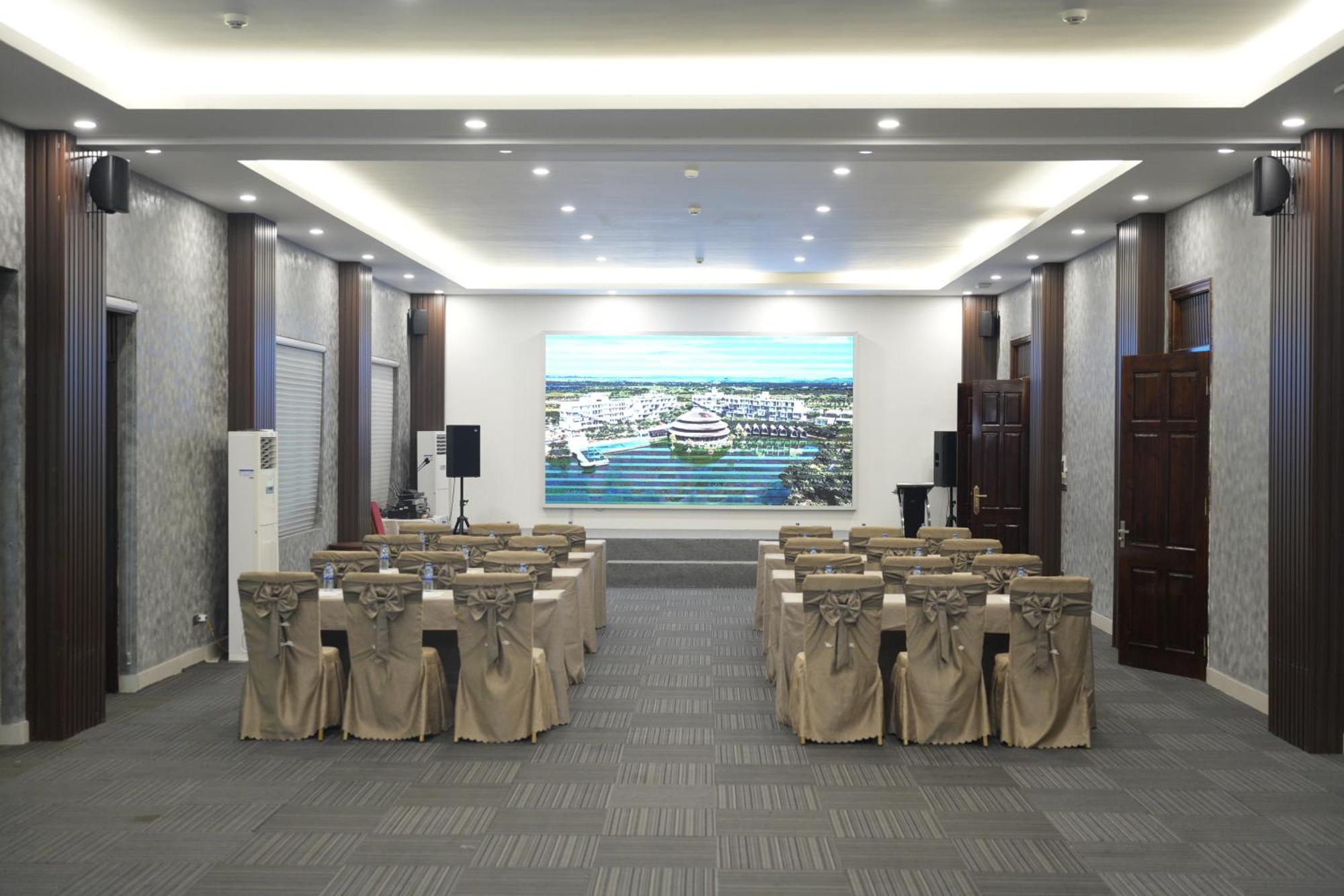 Wyndham Grand Vedana 5* Ninh Binh