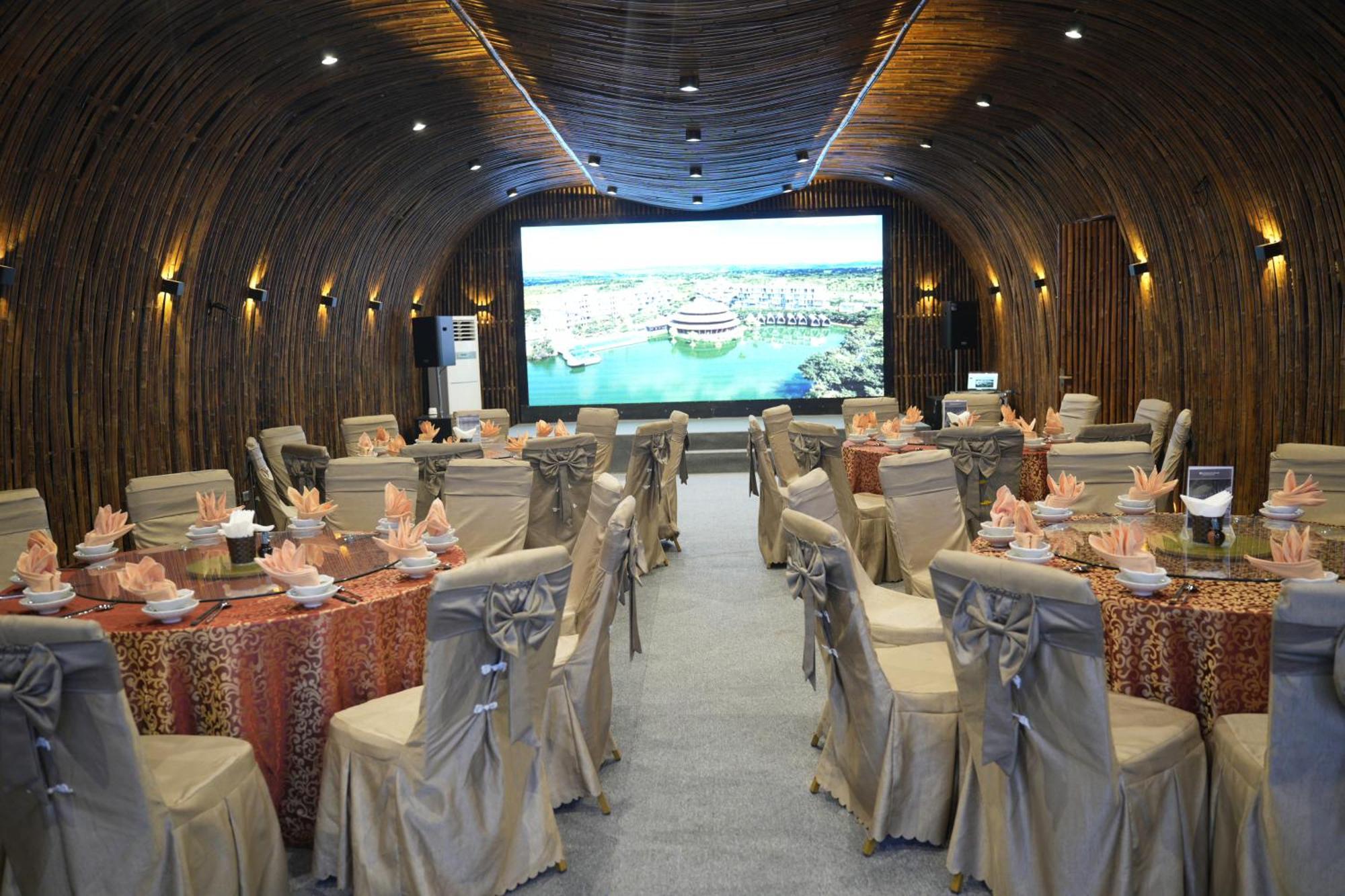 Hotel Wyndham Grand Vedana Ninh Binh