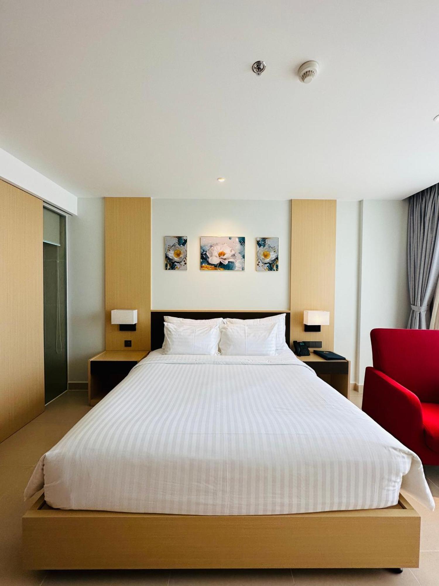 The Oceanview Cam Ranh
