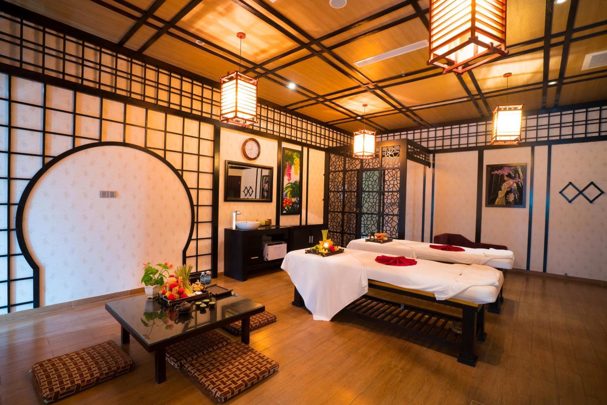 Galina & 4* Nha Trang