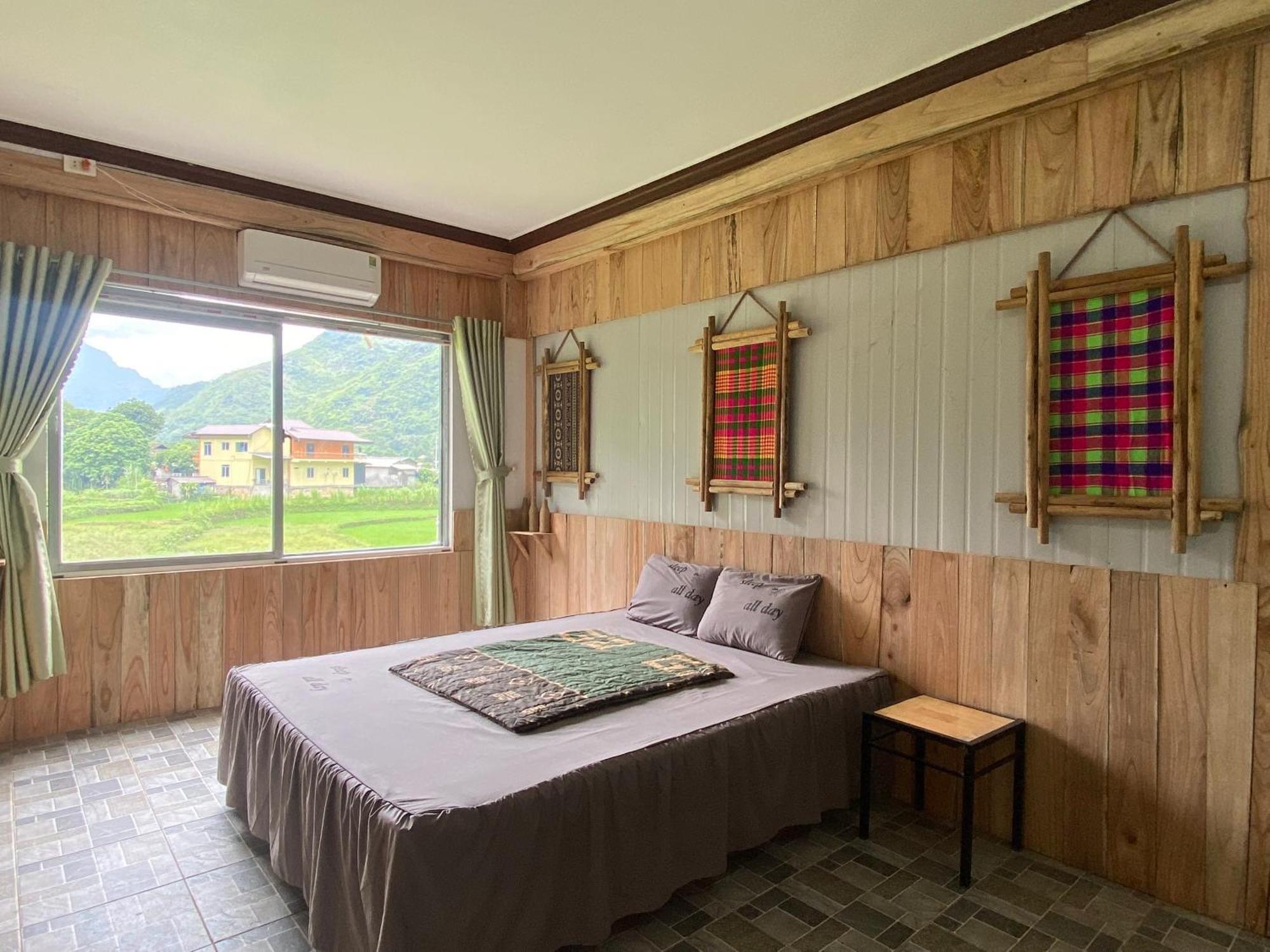 Ở trọ Du Gia Lo Lo Homestay *