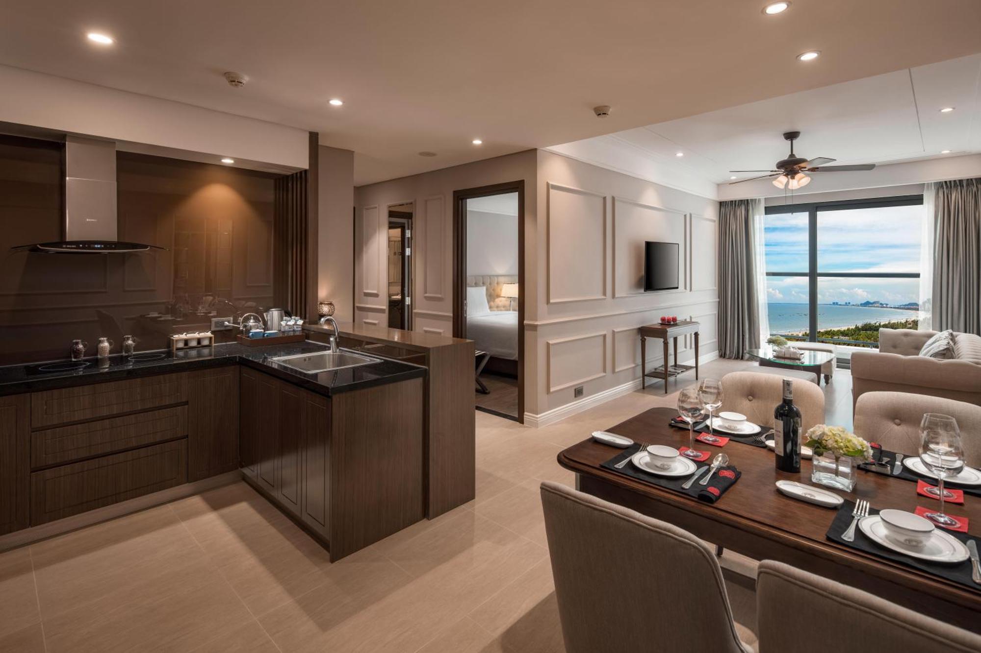 Beachfront Luxury - Rooftop Pool - * Da Nang